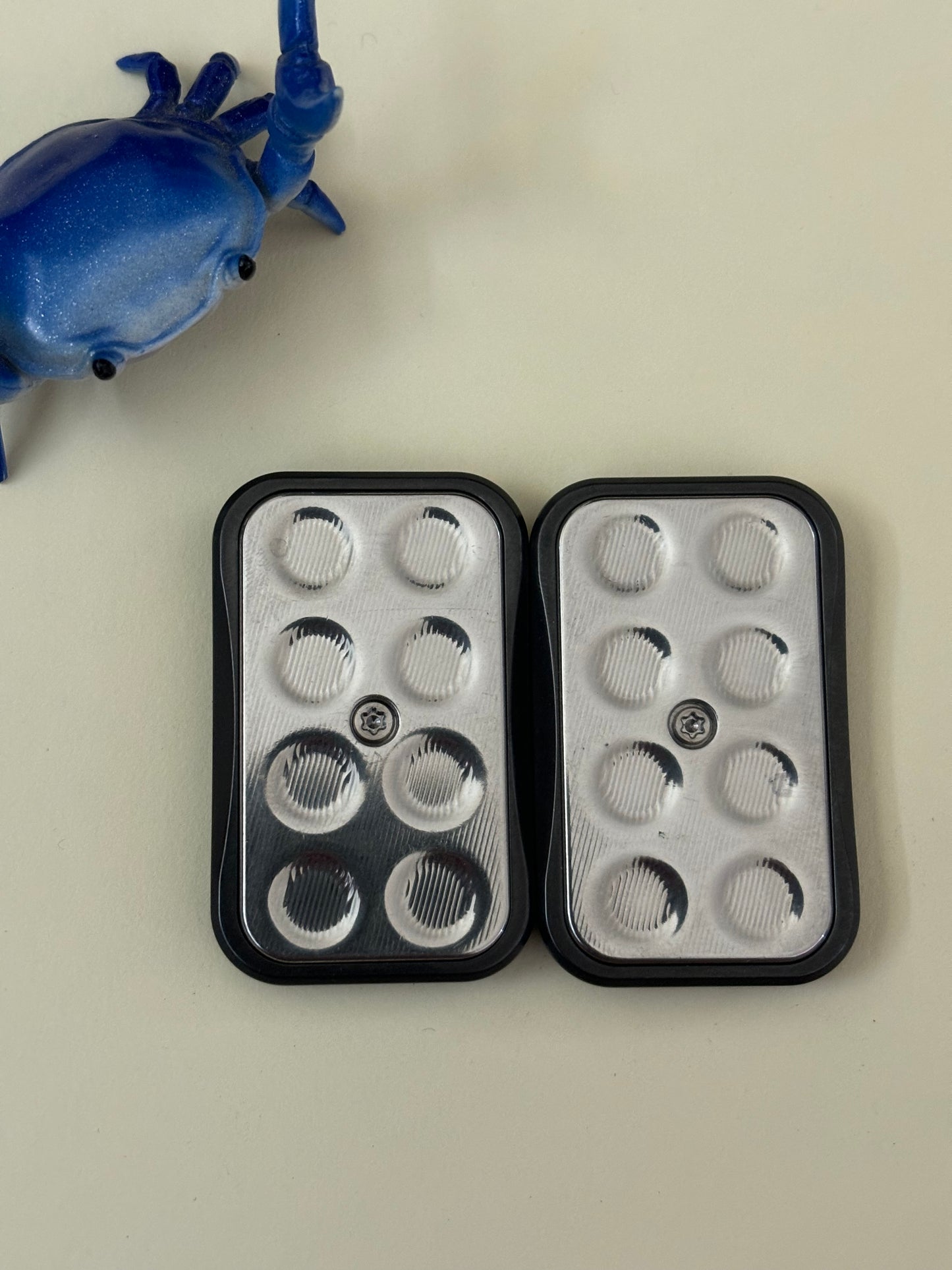 Magnus - glide - zirc / SS - slider - fidget slider