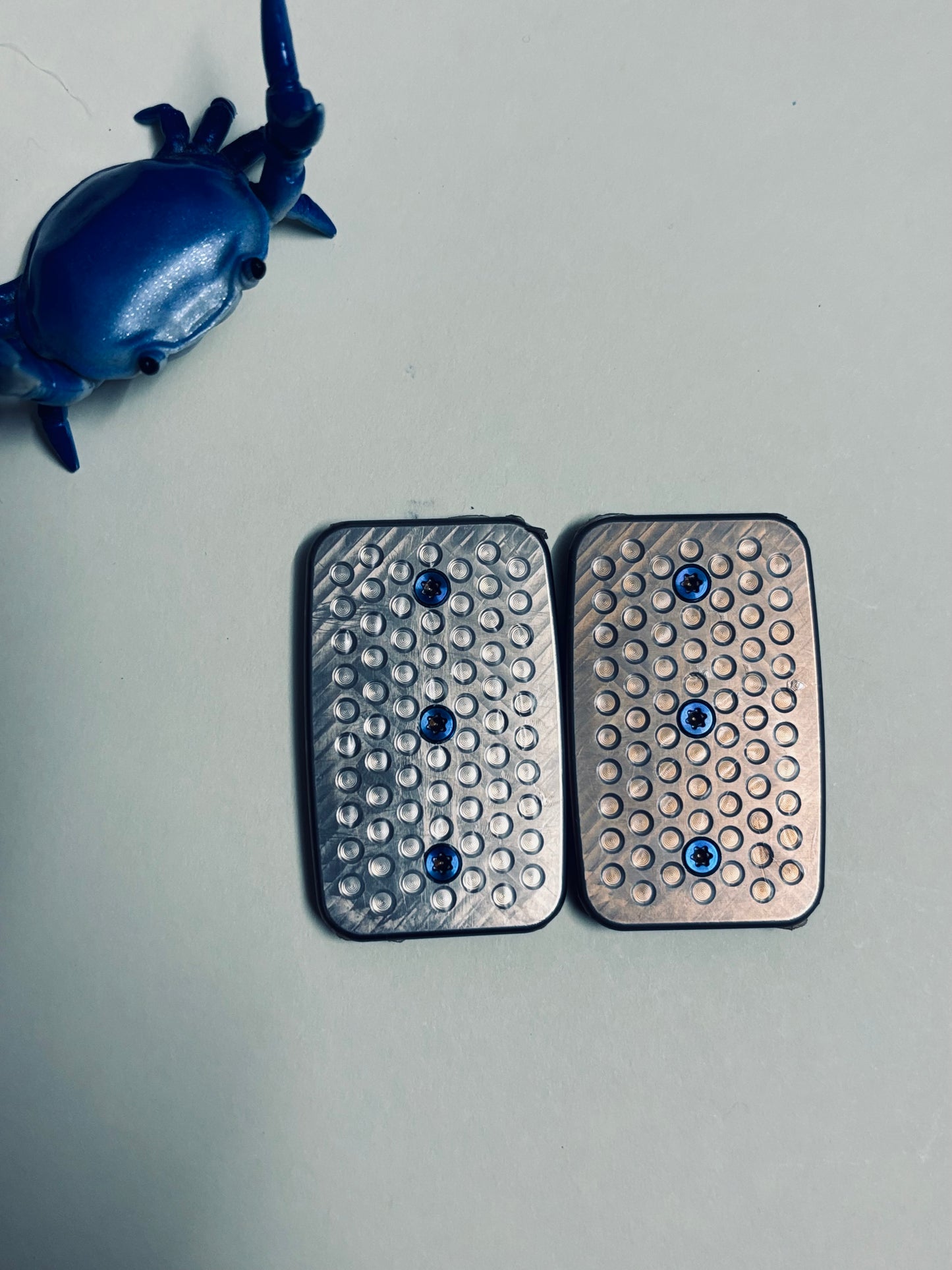 Magnus maglab cybergrub - zirc with SS plate - fidget toy