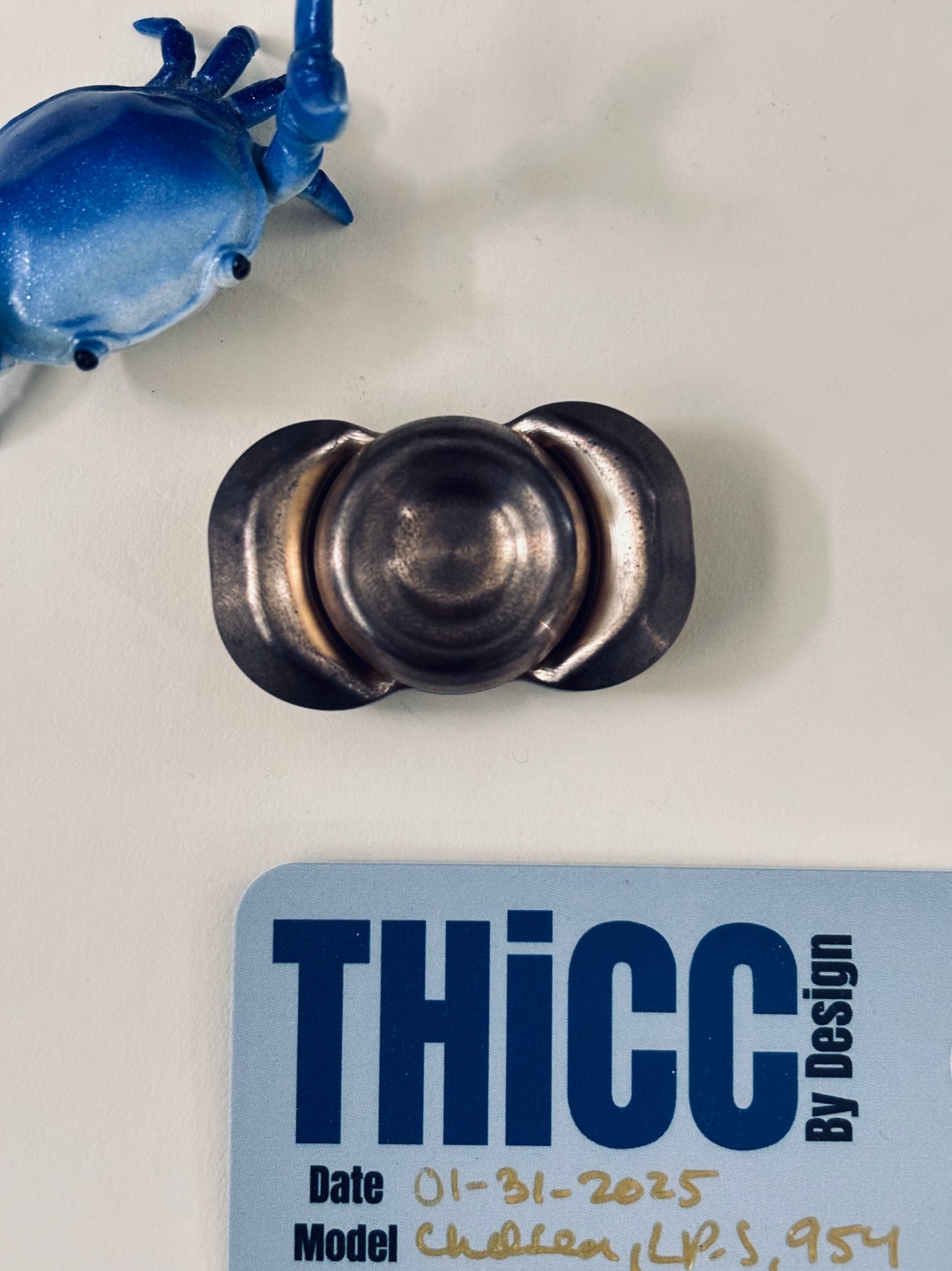 Indy Thicc - chelsea LP-S (954 bronze) - fidget spinner - fidget toy