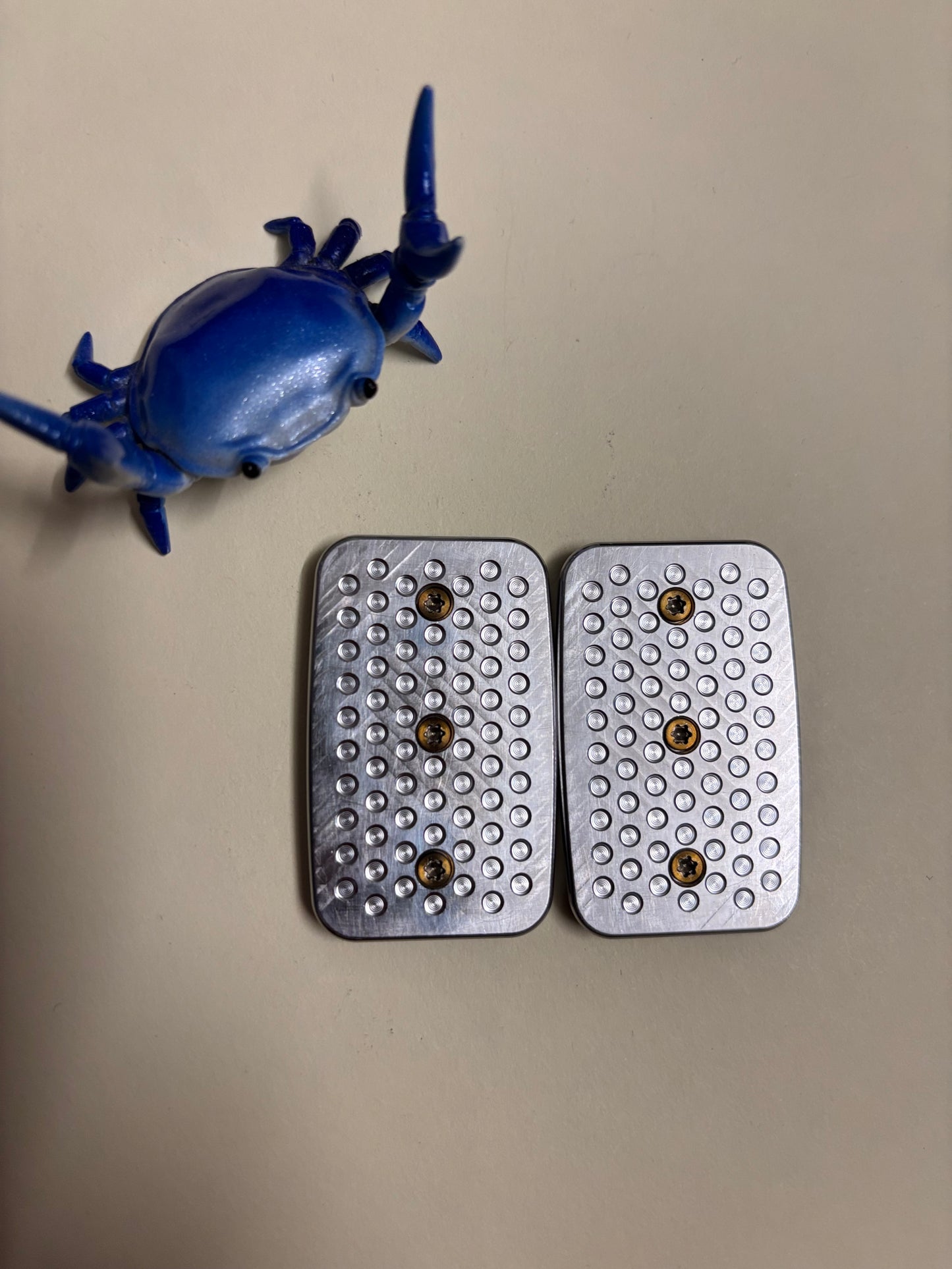 Magnus maglab plain jane Diamond - zirc with SS plate - fidget toy