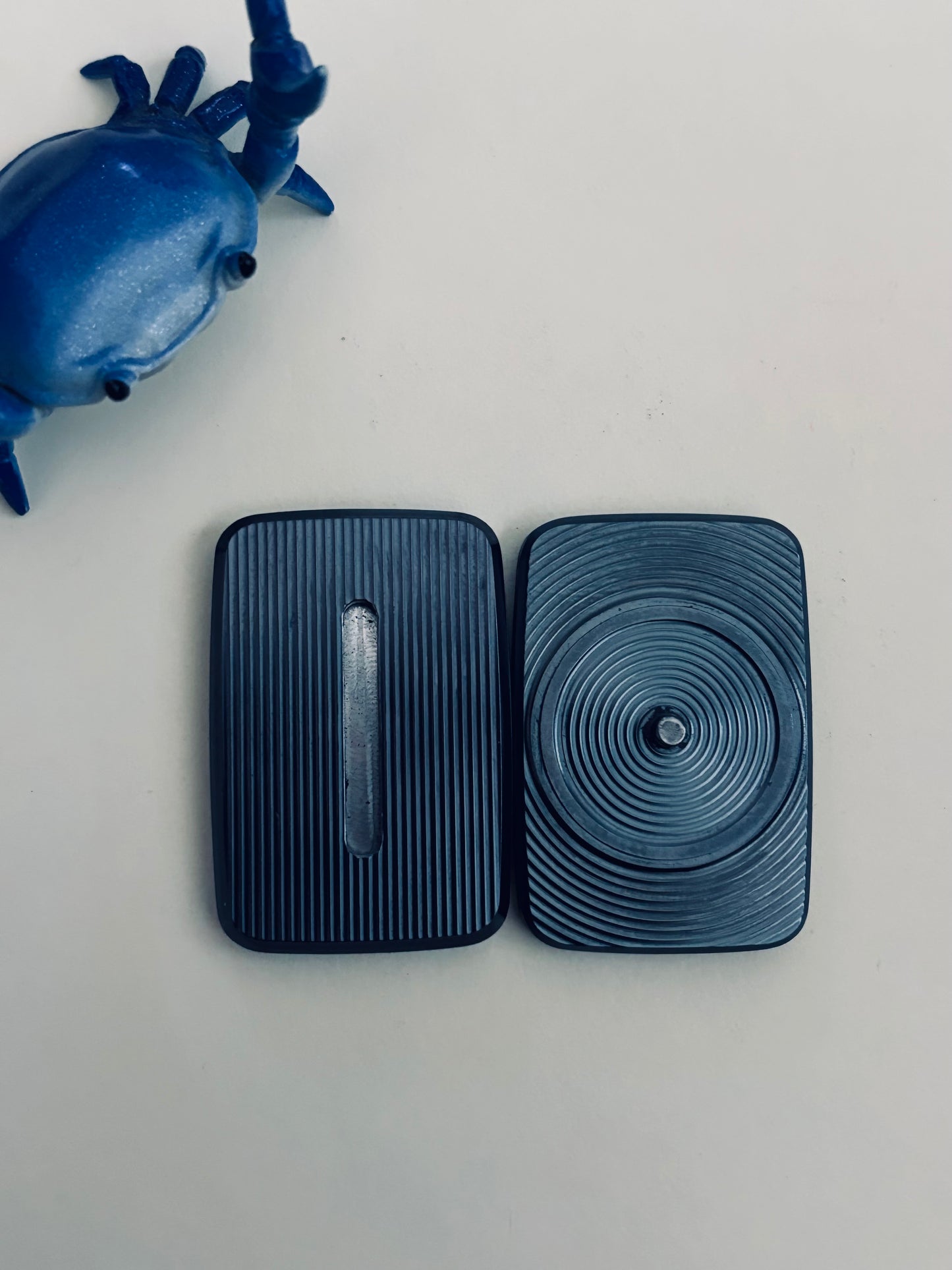 Compoform Argyle mini V1.1 - laser etched titanium slider