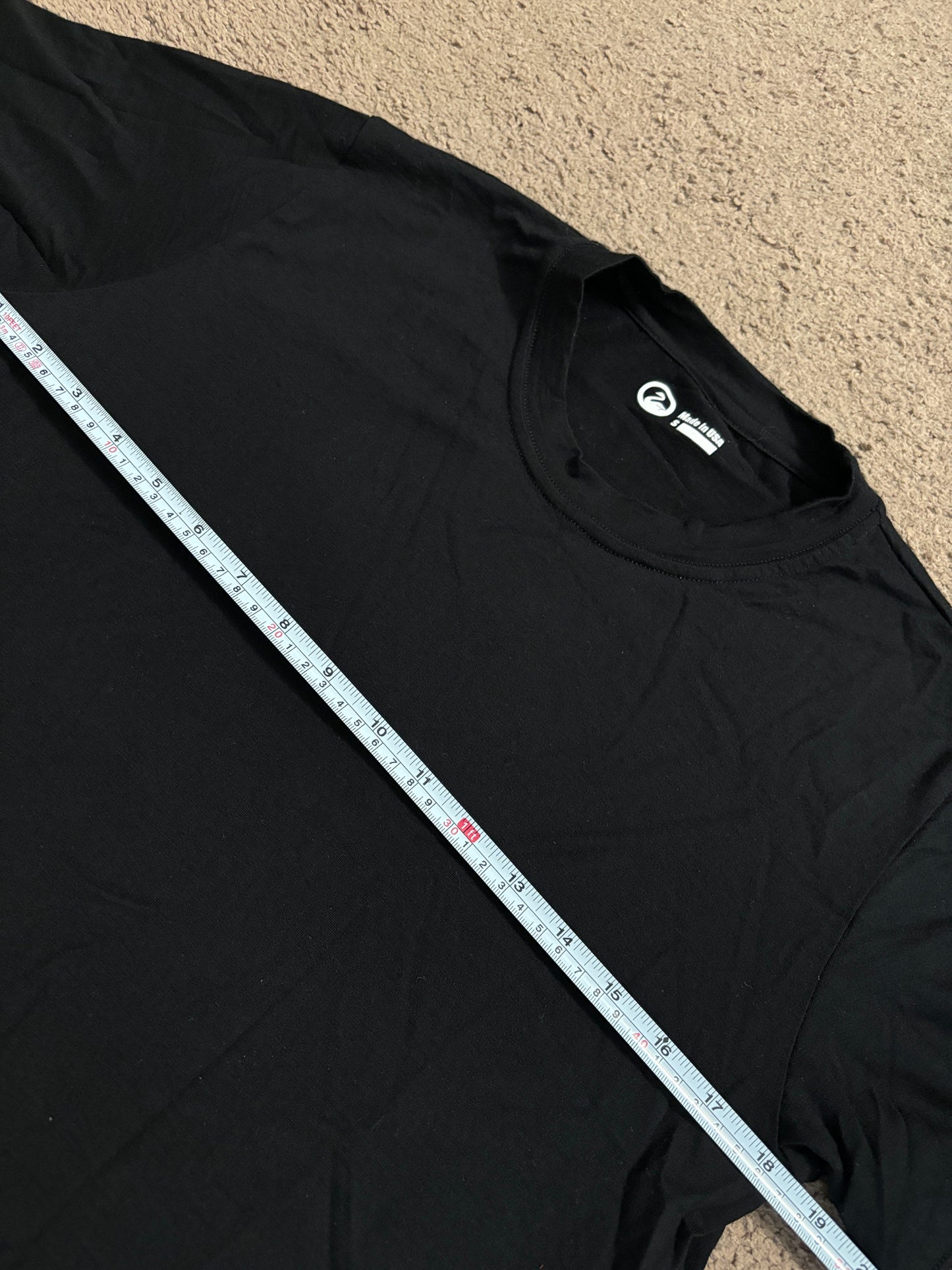 Outlier wool tshirt - small - black
