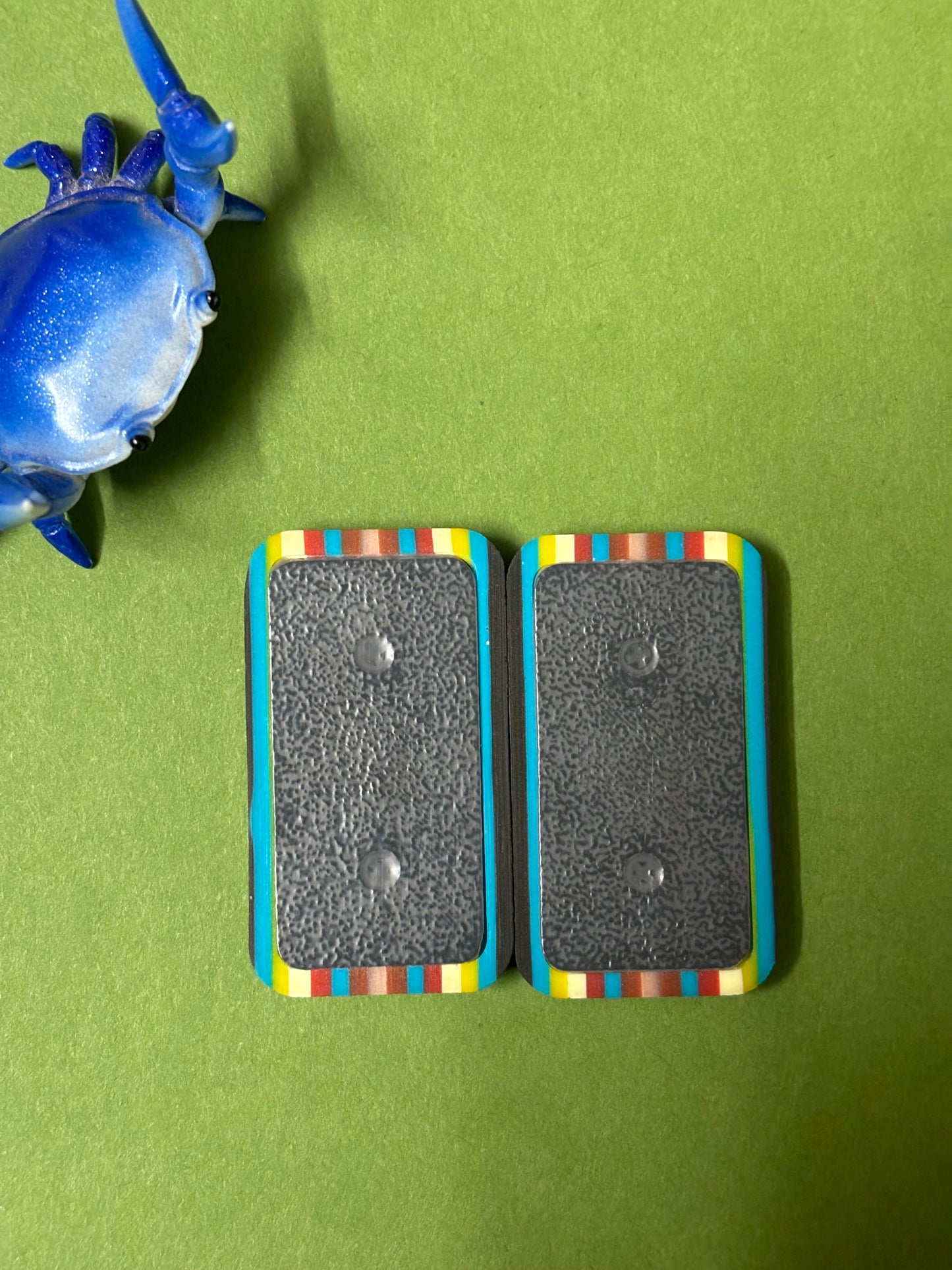 Novel carry - tile - fidget slider