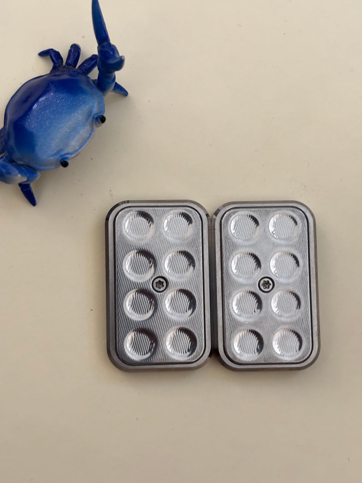 Magnus aero - slider ti with ss plates - fidget toy