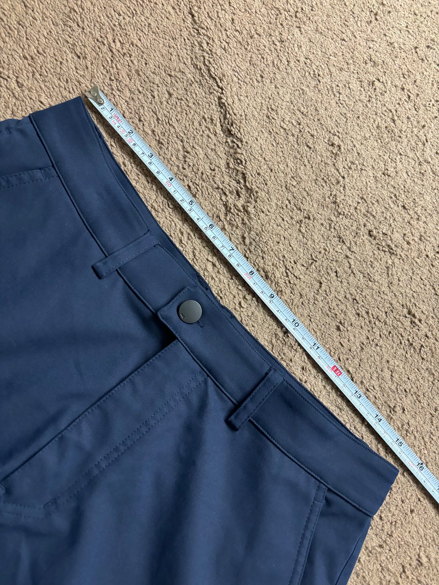 Myles Apparel - tour shorts - 32 x 9”
