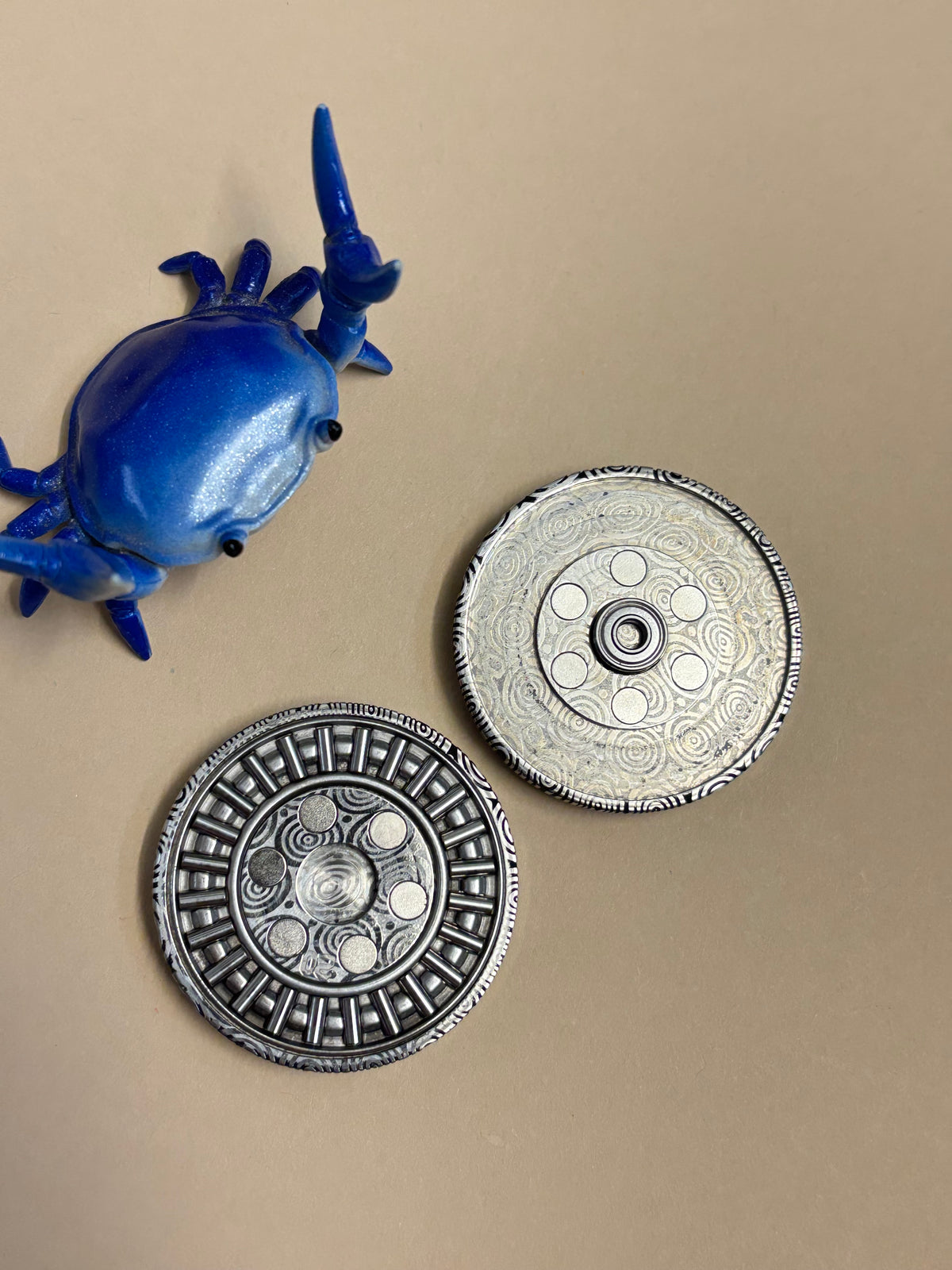 njthandpower NJT - Dama Ulte haptic coin - fidget toy