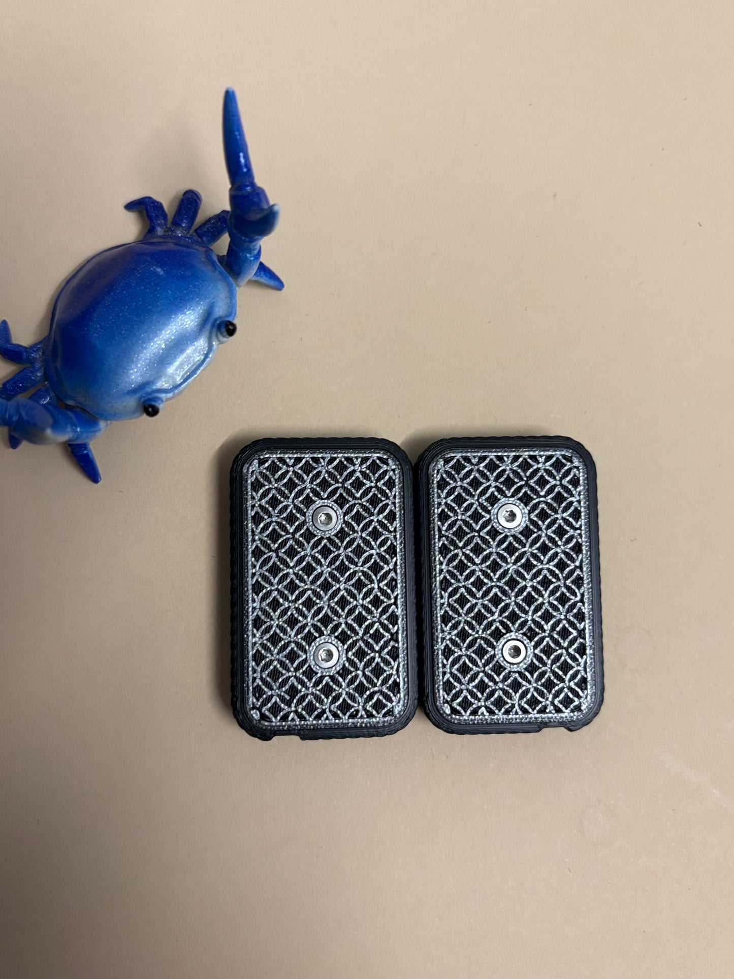 Sakura EDC tough tank puchicon - 3 click - fidget slider