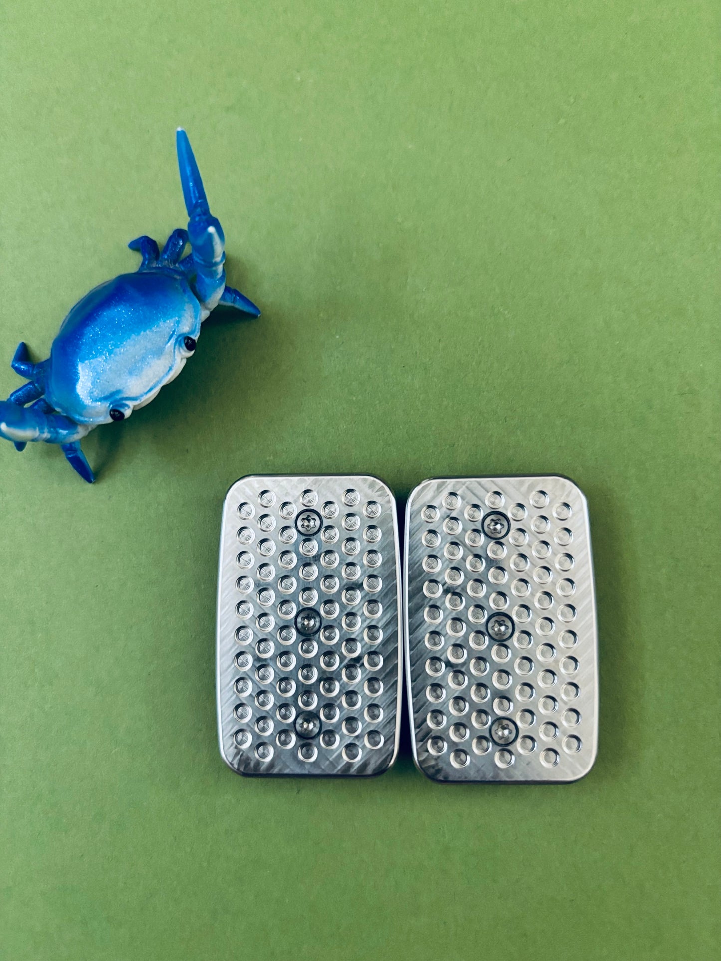 Magnus maglab supergrub - wacky fiber with SS plate - fidget toy