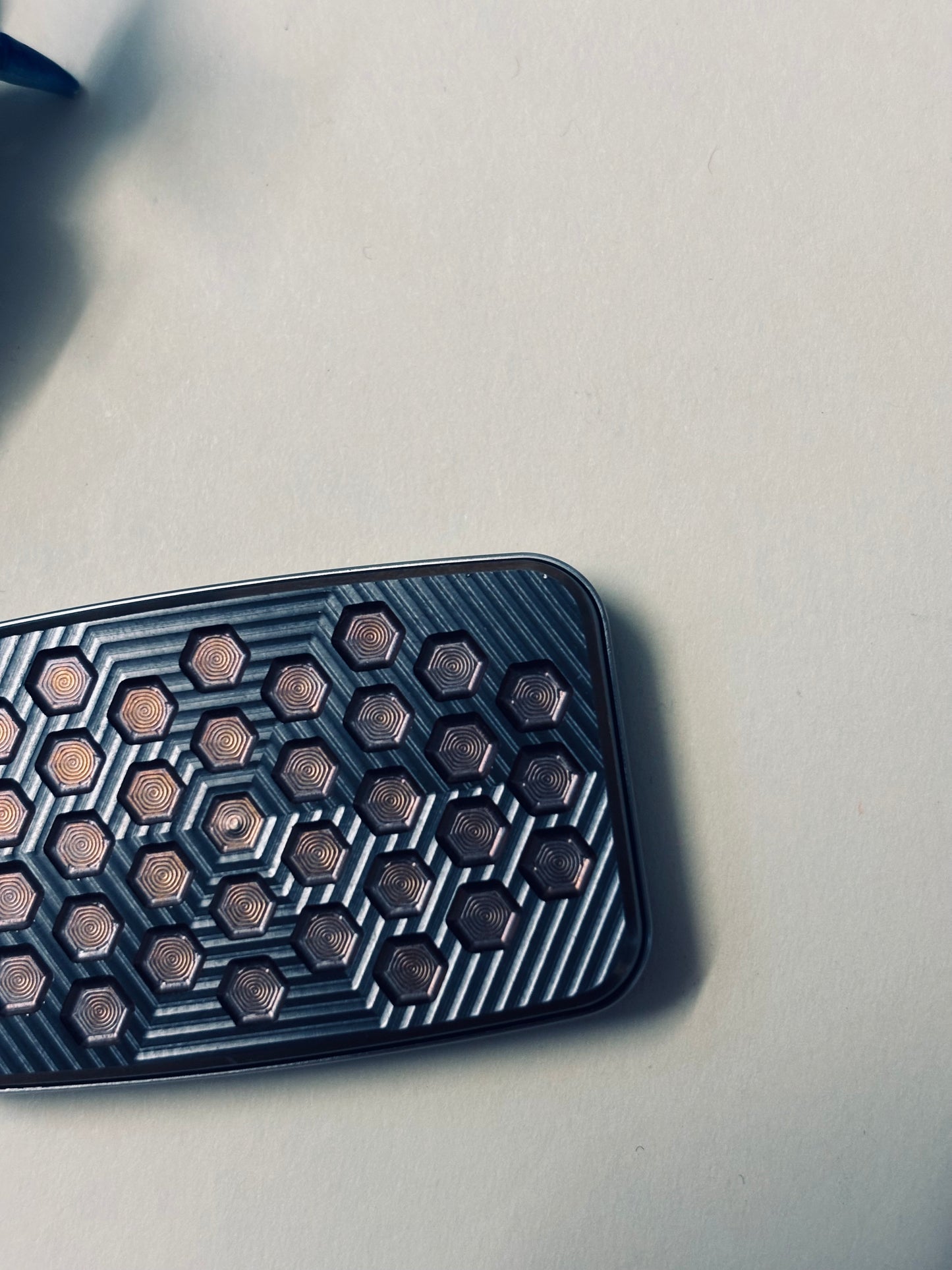 Magnus maglab plain jane Hex - zirc with SS plate - fidget toy