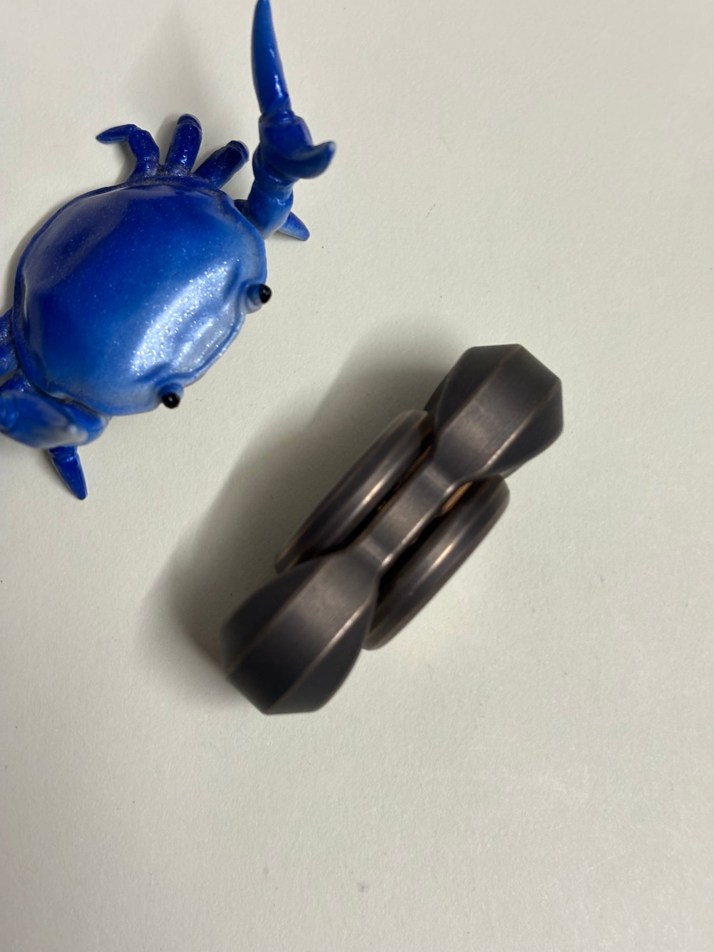 Indy Thicc - chelsea LP (954 bronze) - fidget spinner - fidget toy