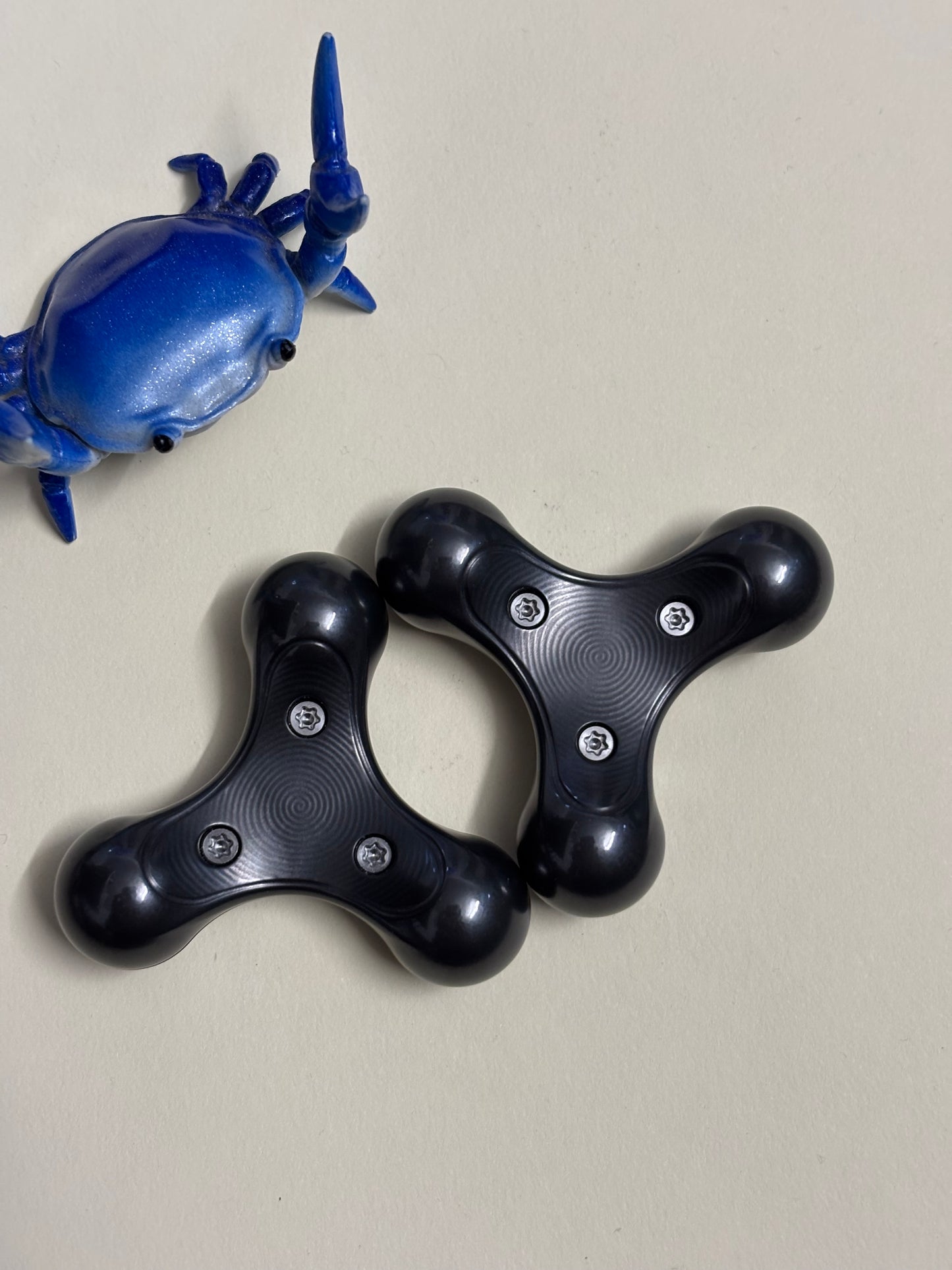 Magnus - atom - zirc - fidget toy