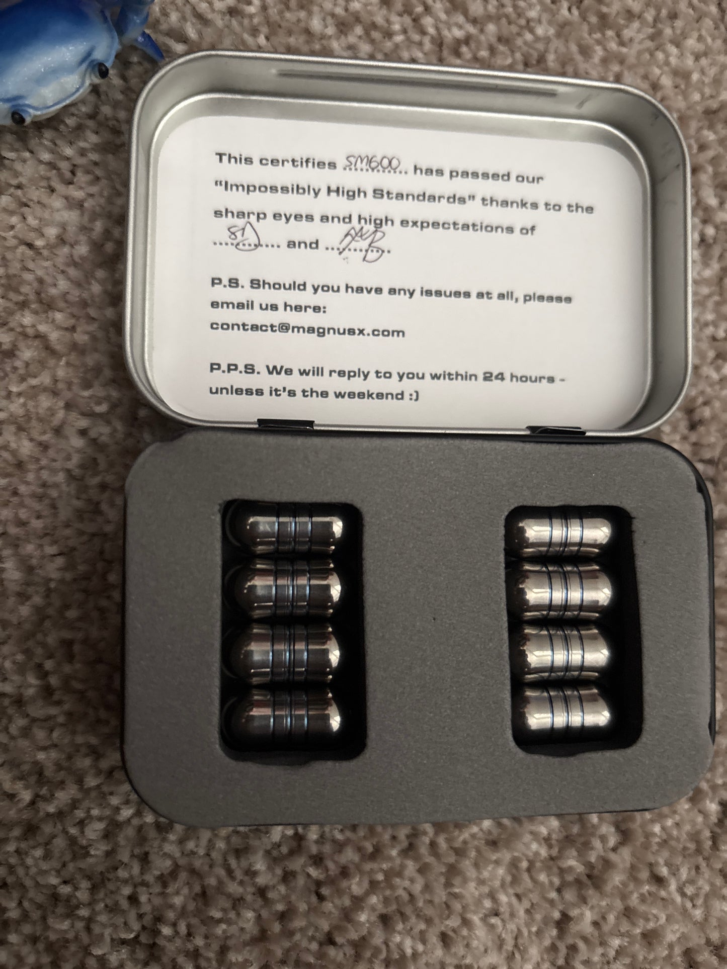 Magnus - micro bean - titanium
