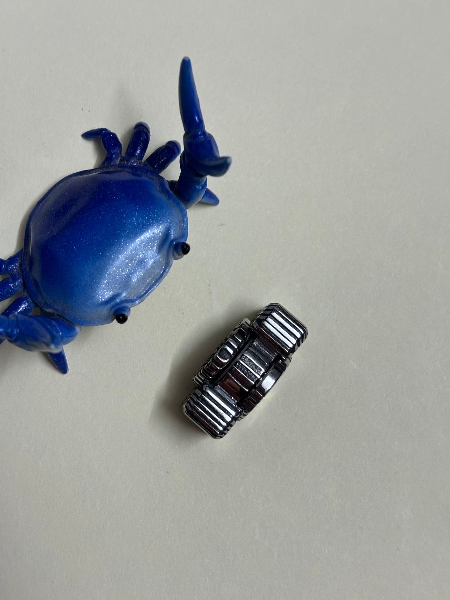 KAP - tiny collision dama fidget spinner - fidget toy