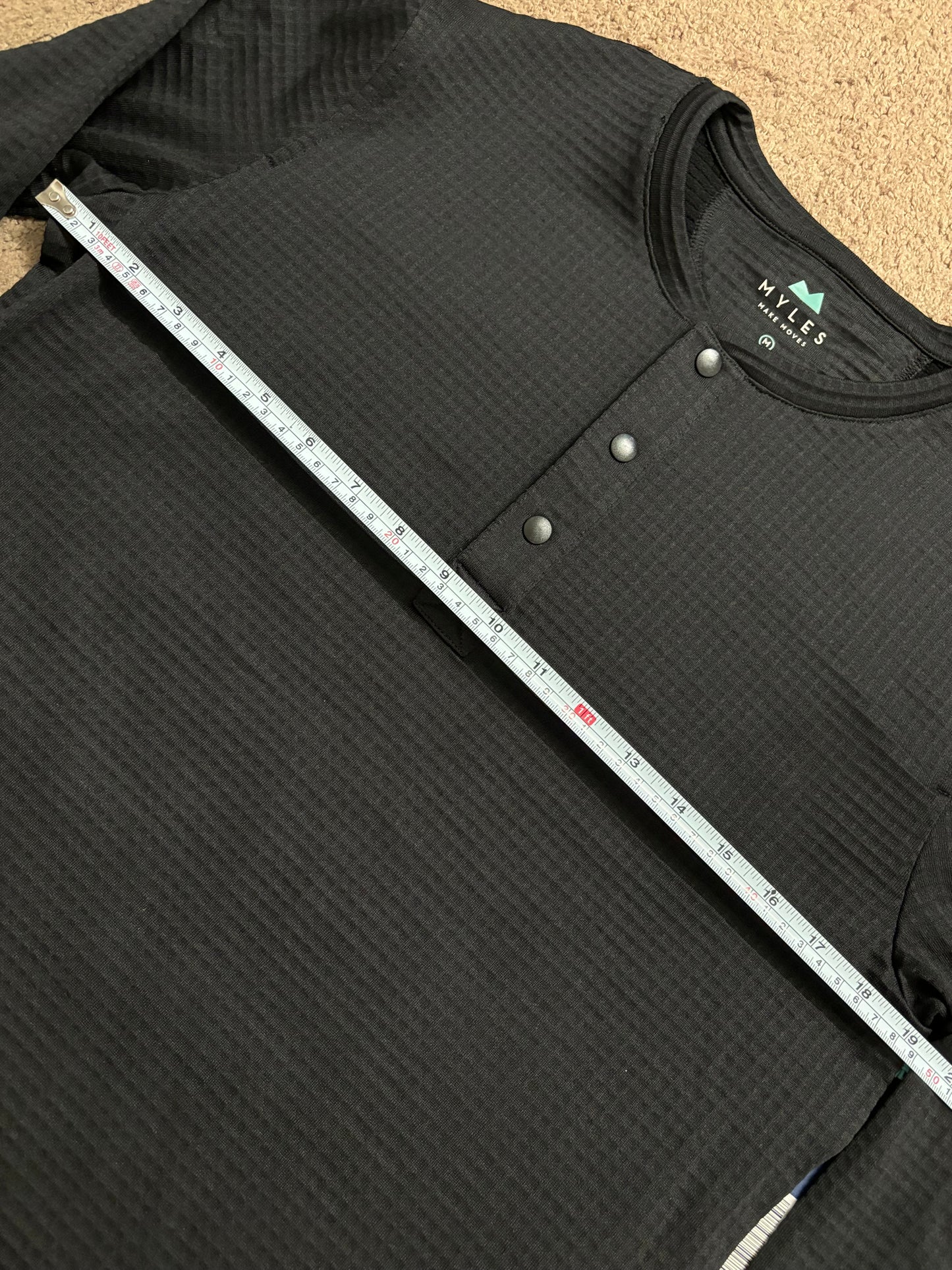 Myles Apparel - polartec Henley long sleeve shirt - M