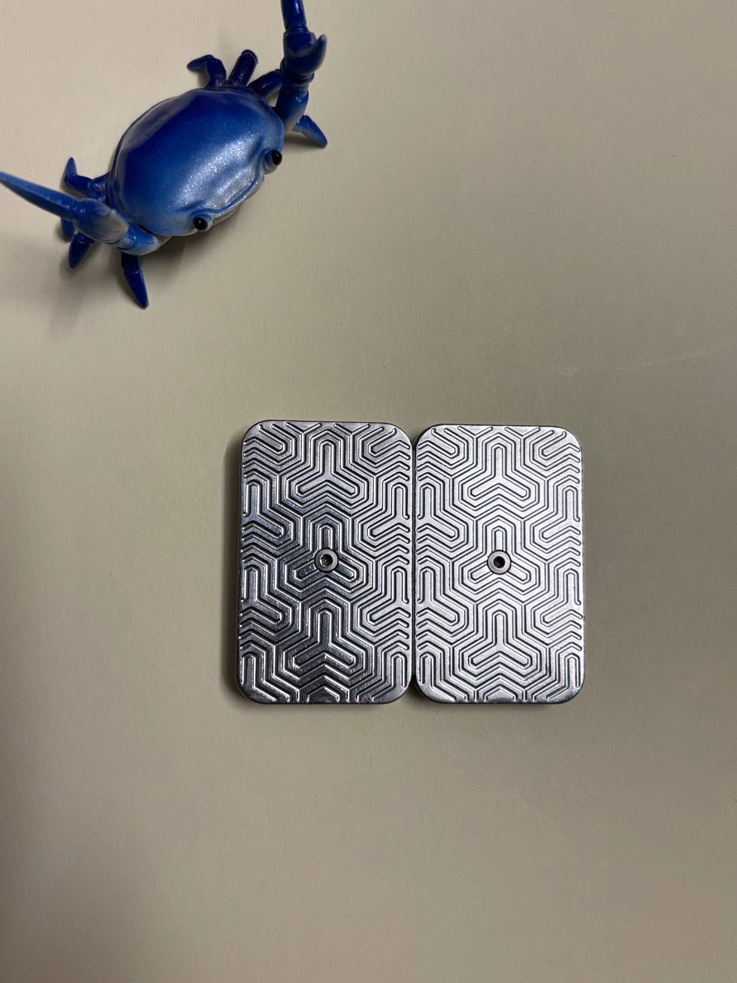 Yedc breakthrough ti slider - haptic fidget toy