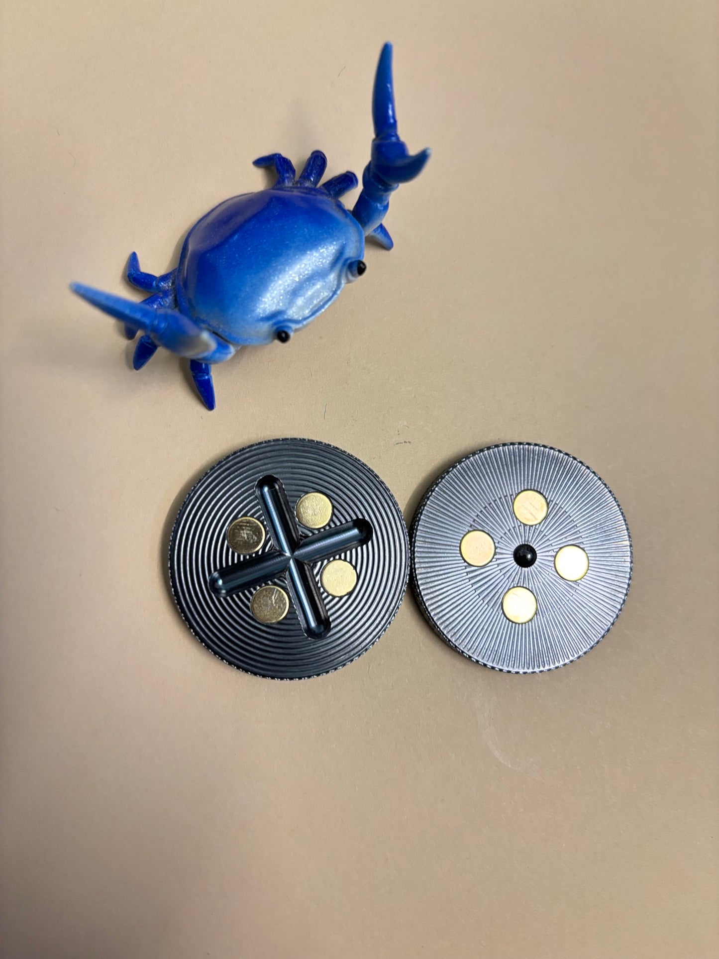 Compoform - gorgon / medusa - slider coin - fidget toy