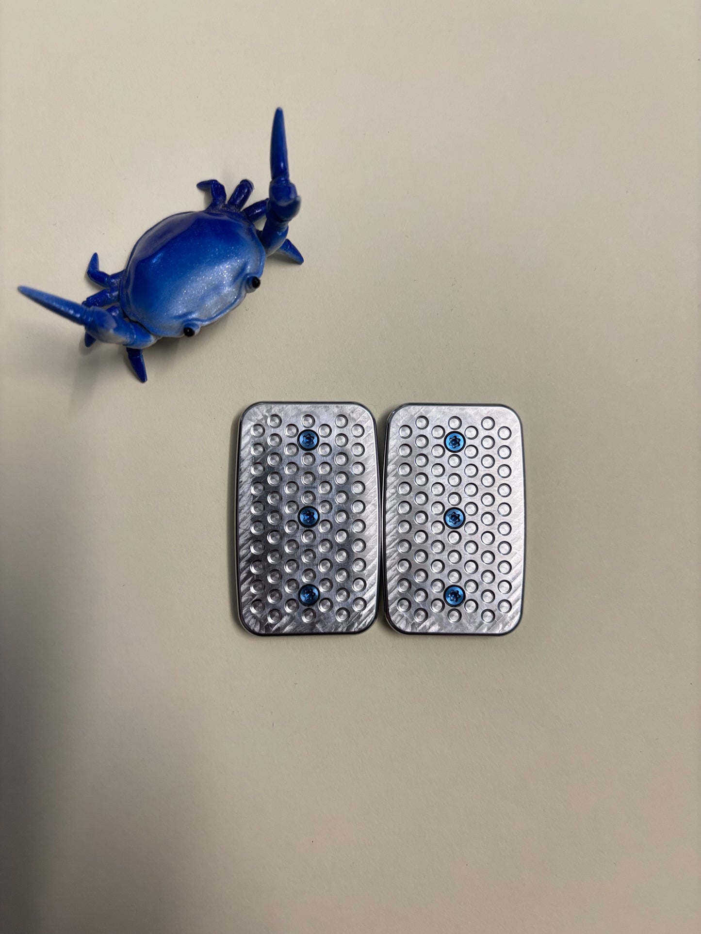 Magnus maglab plain jane Hex - zirc with SS plate - fidget toy