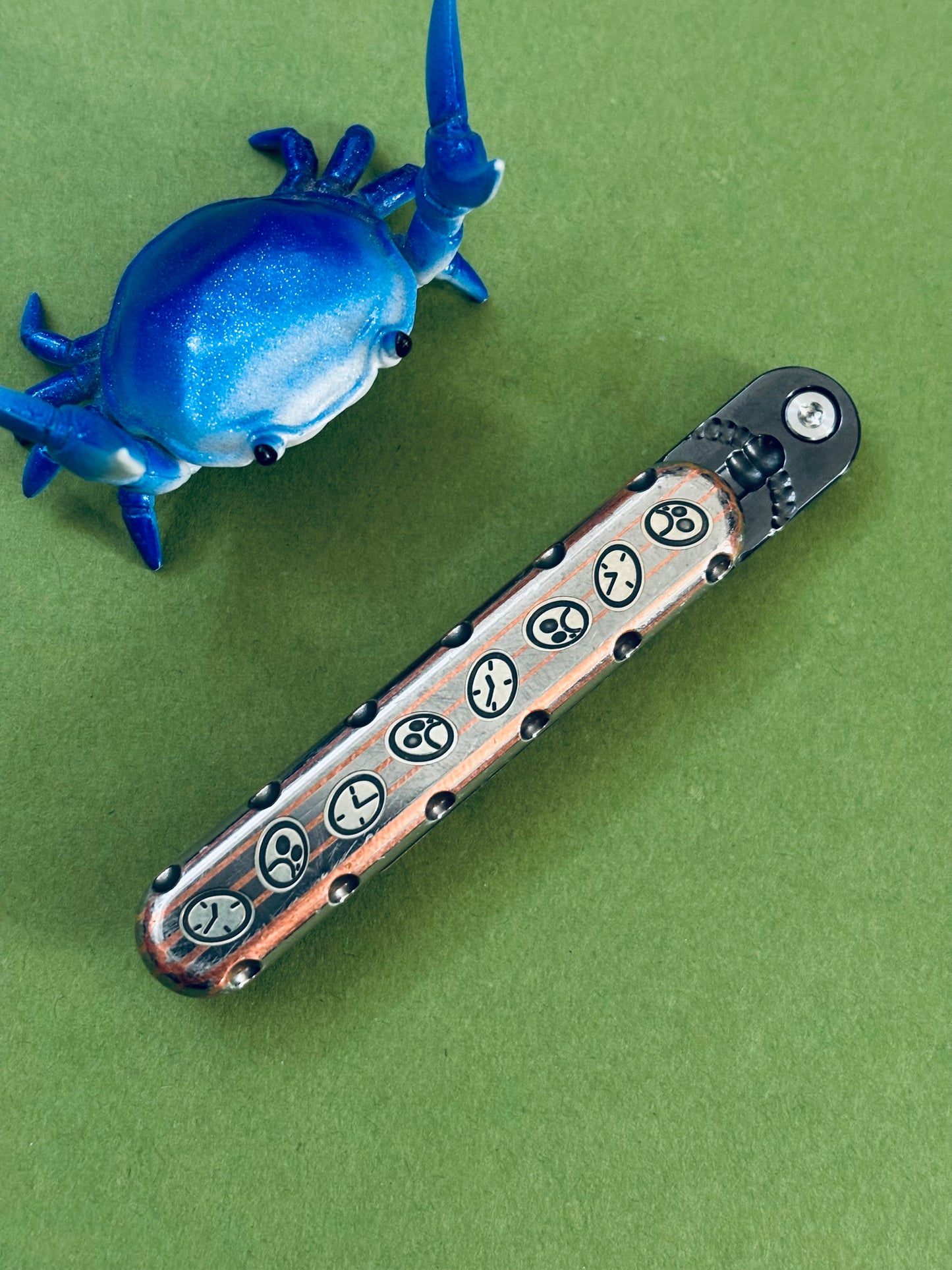 Topd slider - sc time waits for no man/ worry stone - fidget toy