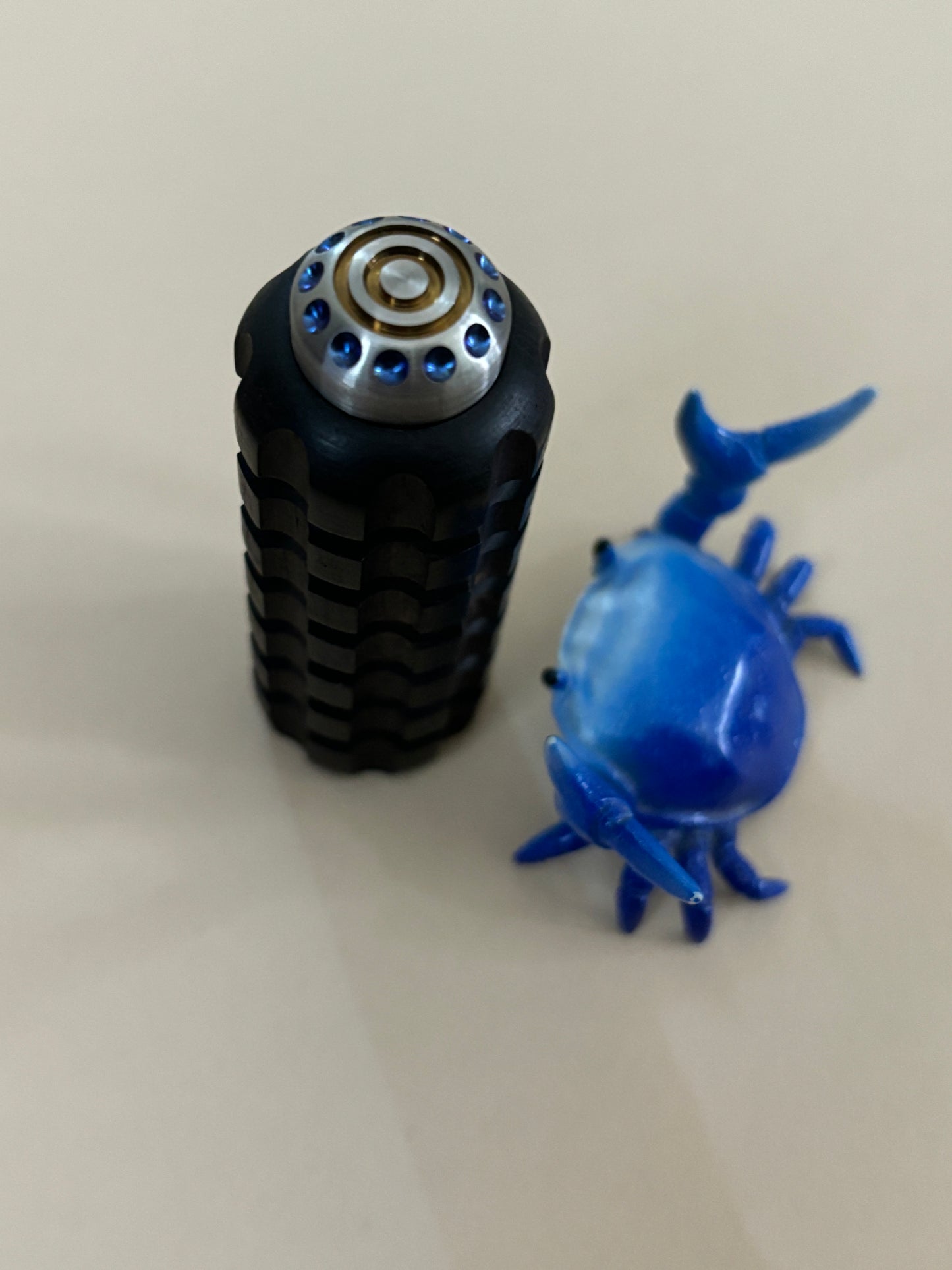 Edge industries - Ebony/TI clicker - fidget toy