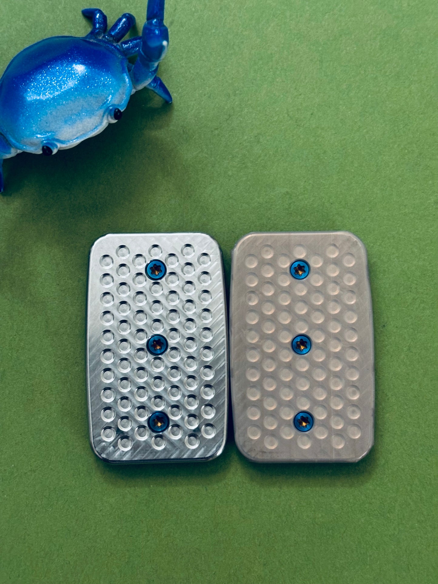 Magnus maglab plain jane Hex - zirc with SS plate - fidget toy