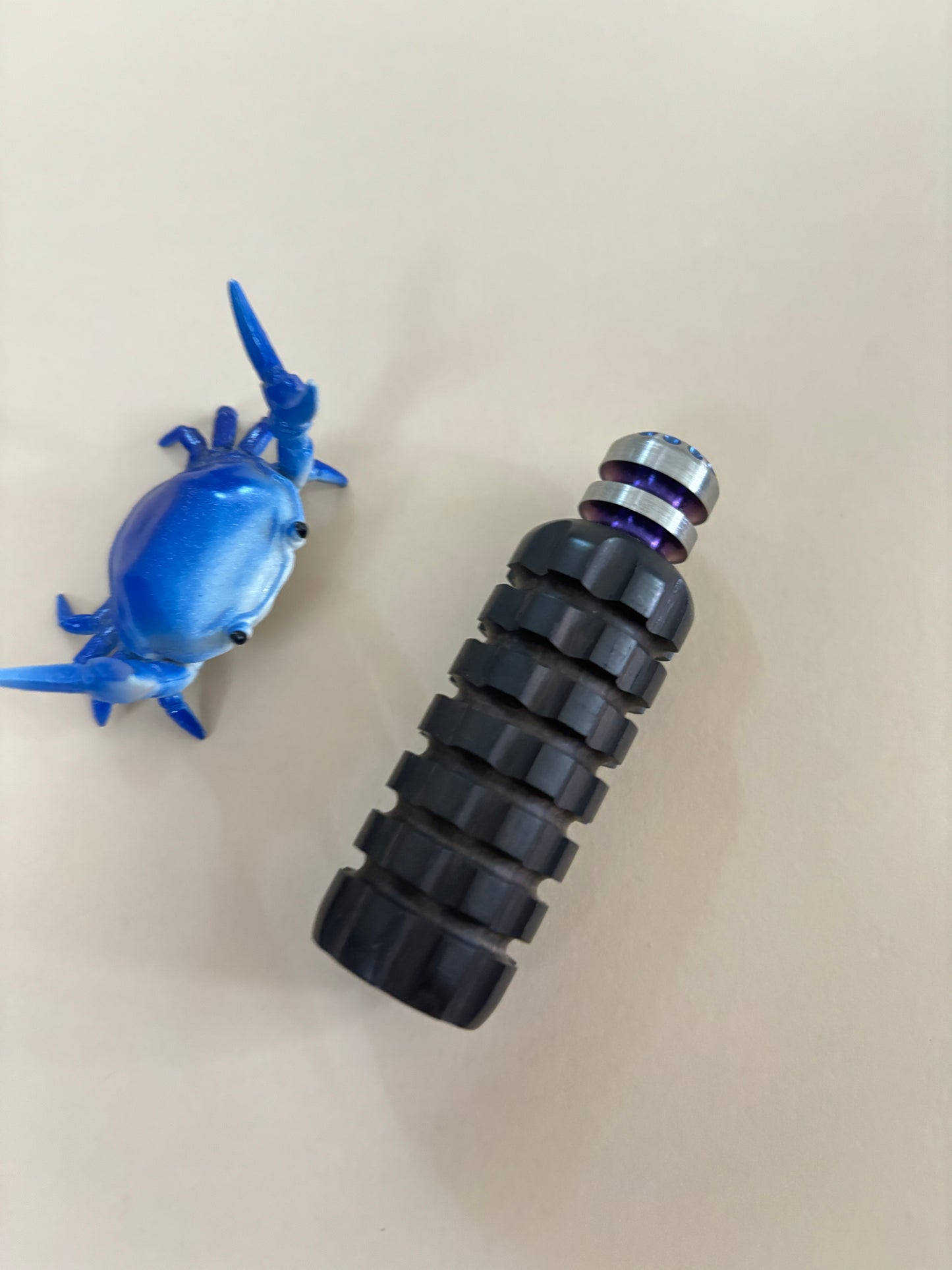 Edge industries - Ebony/TI clicker - fidget toy