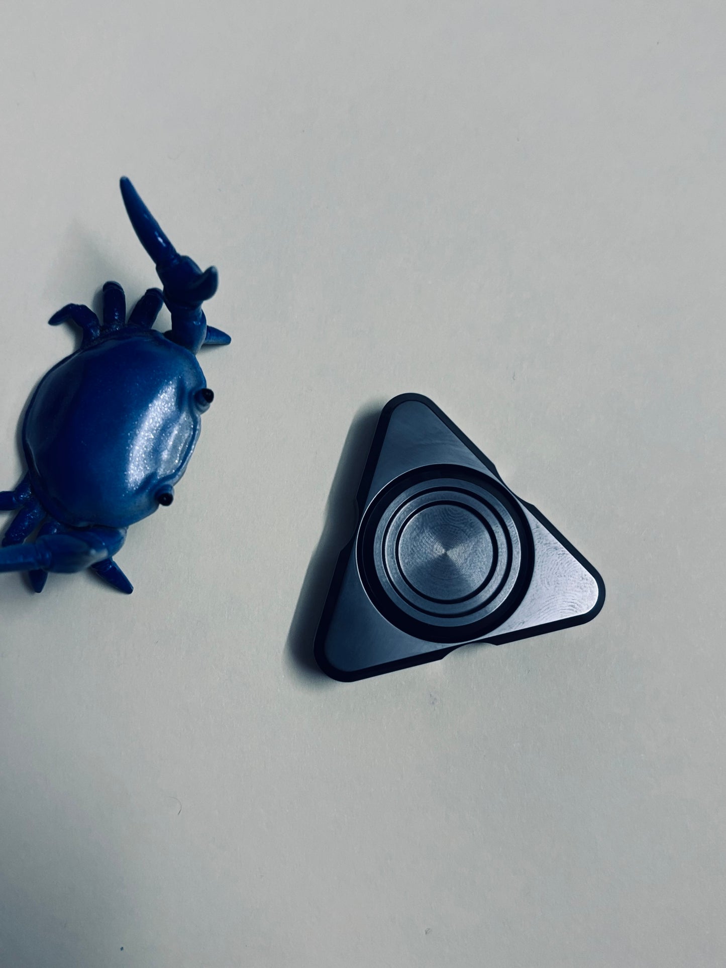 Twoedc - triangle - zirc raw - V2 - Fidget spinner