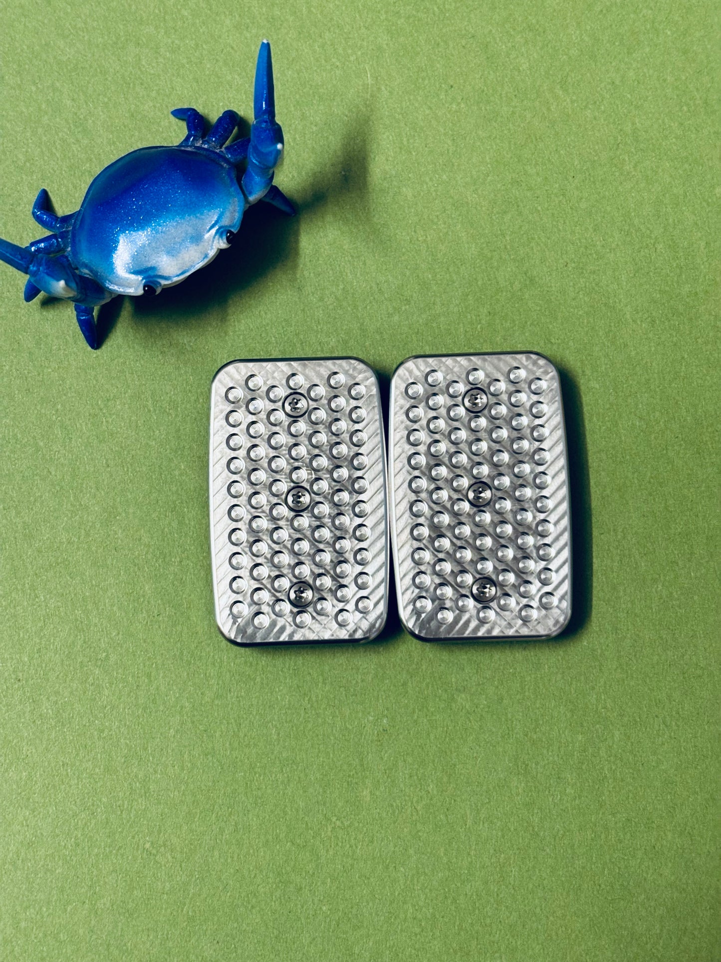 Magnus maglab supergrub - wacky fiber with SS plate - fidget toy