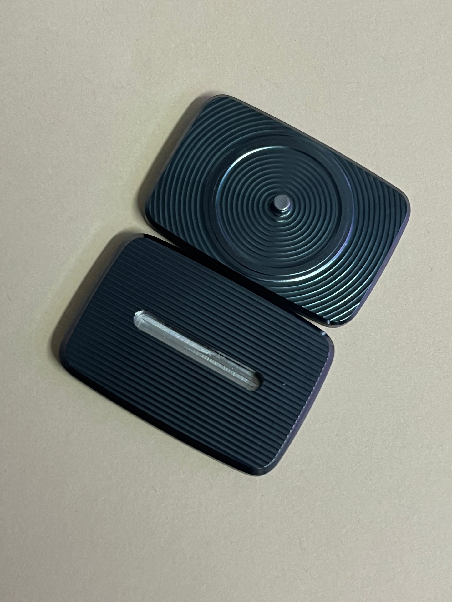 Compoform Argyle mini V1.1 - laser etched titanium slider