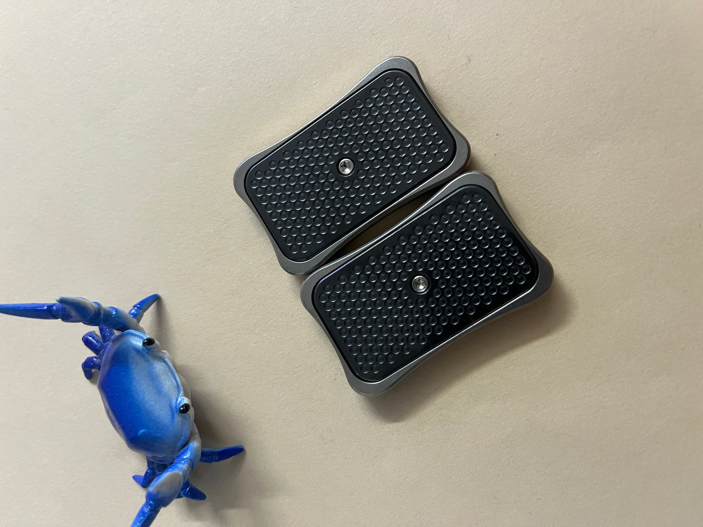 Magnus 3 click splat slider - titanium with zirc screw plate - fidget toy