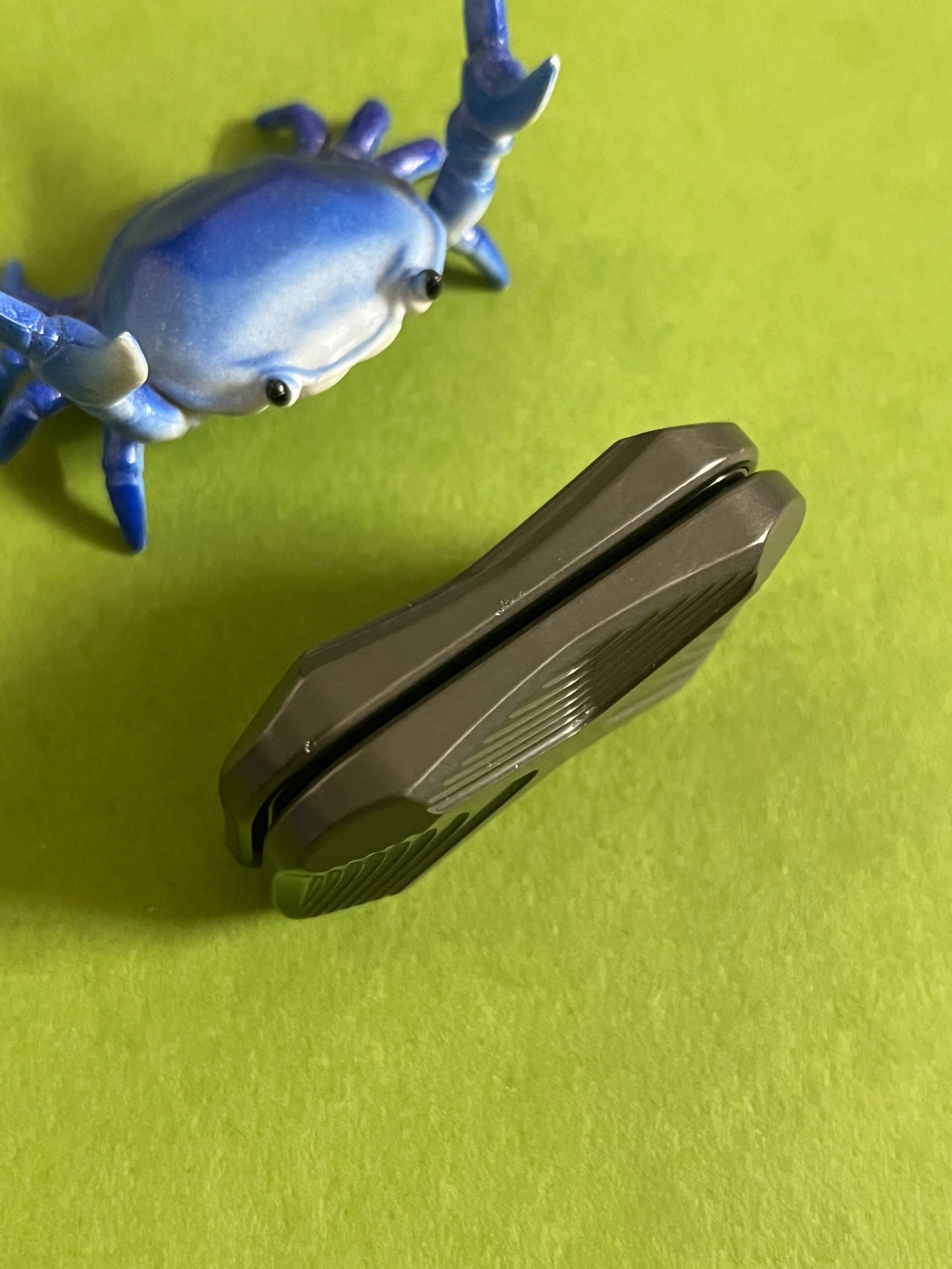 Magnus - toad X - full zirc - slider -3 click- fidget slider