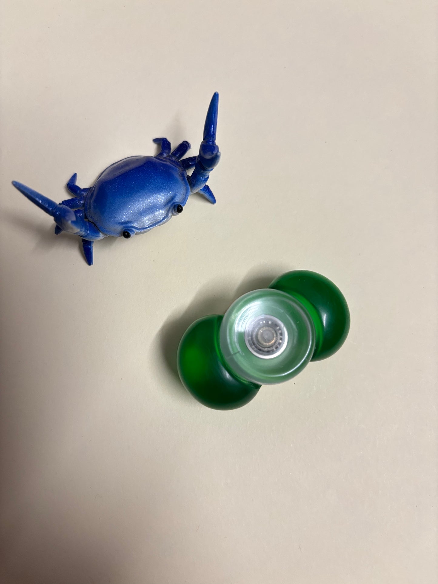 LIC love nugget - green resin - fidget spinner - fidget toy