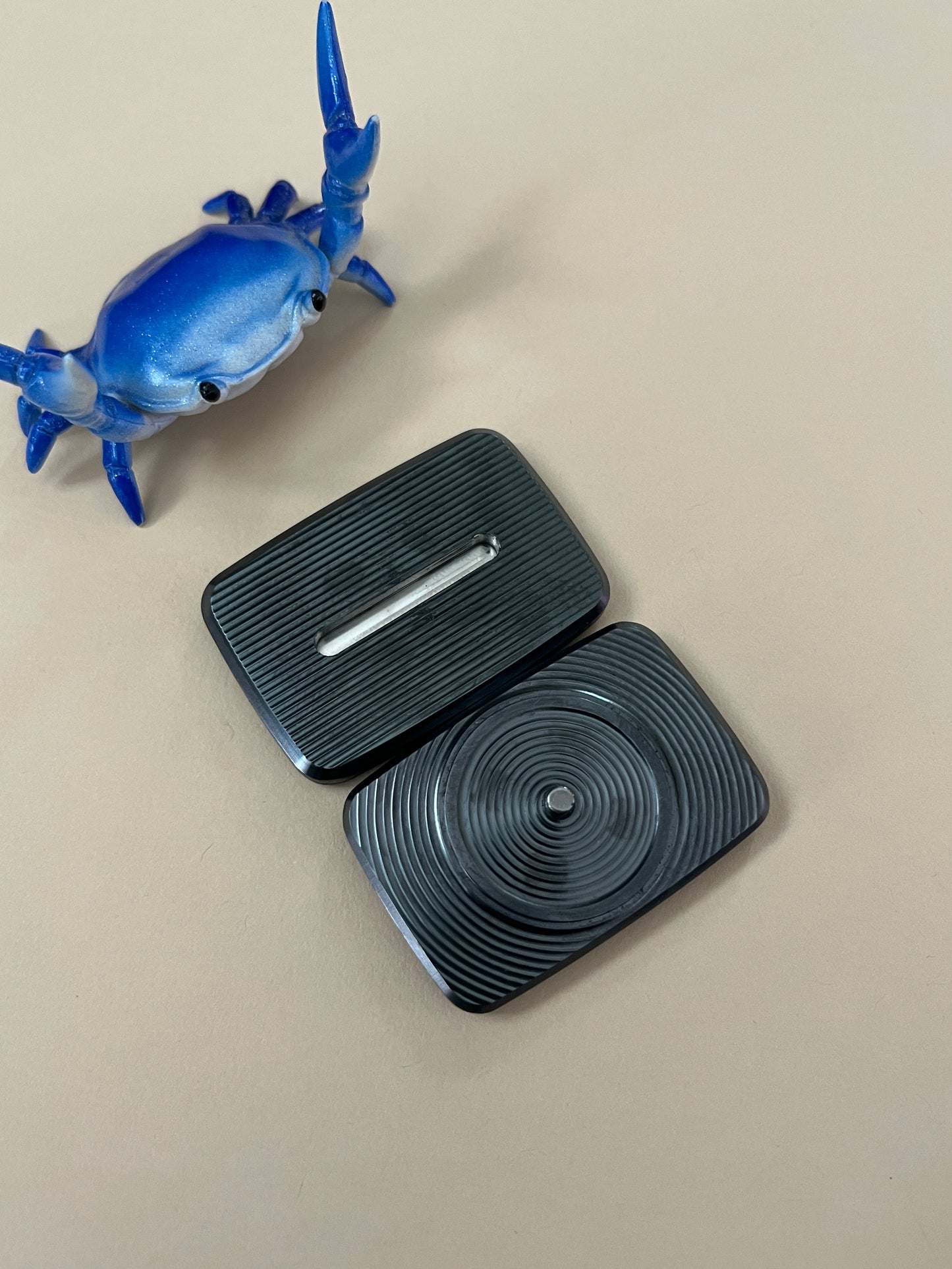 Compoform Argyle mini V1.1 - laser etched titanium slider