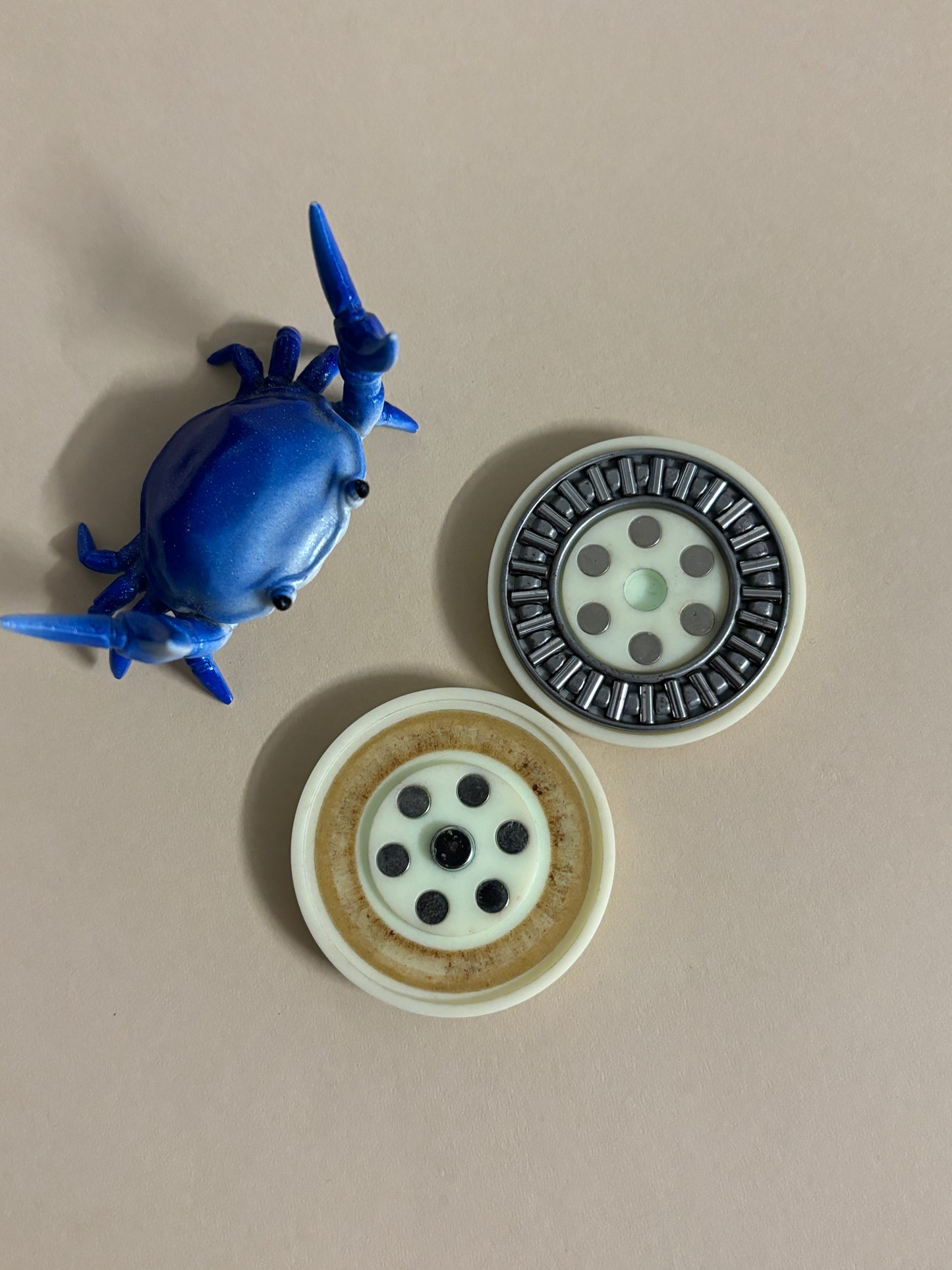 ACEDC milk cover - turbo glow - haptic coin