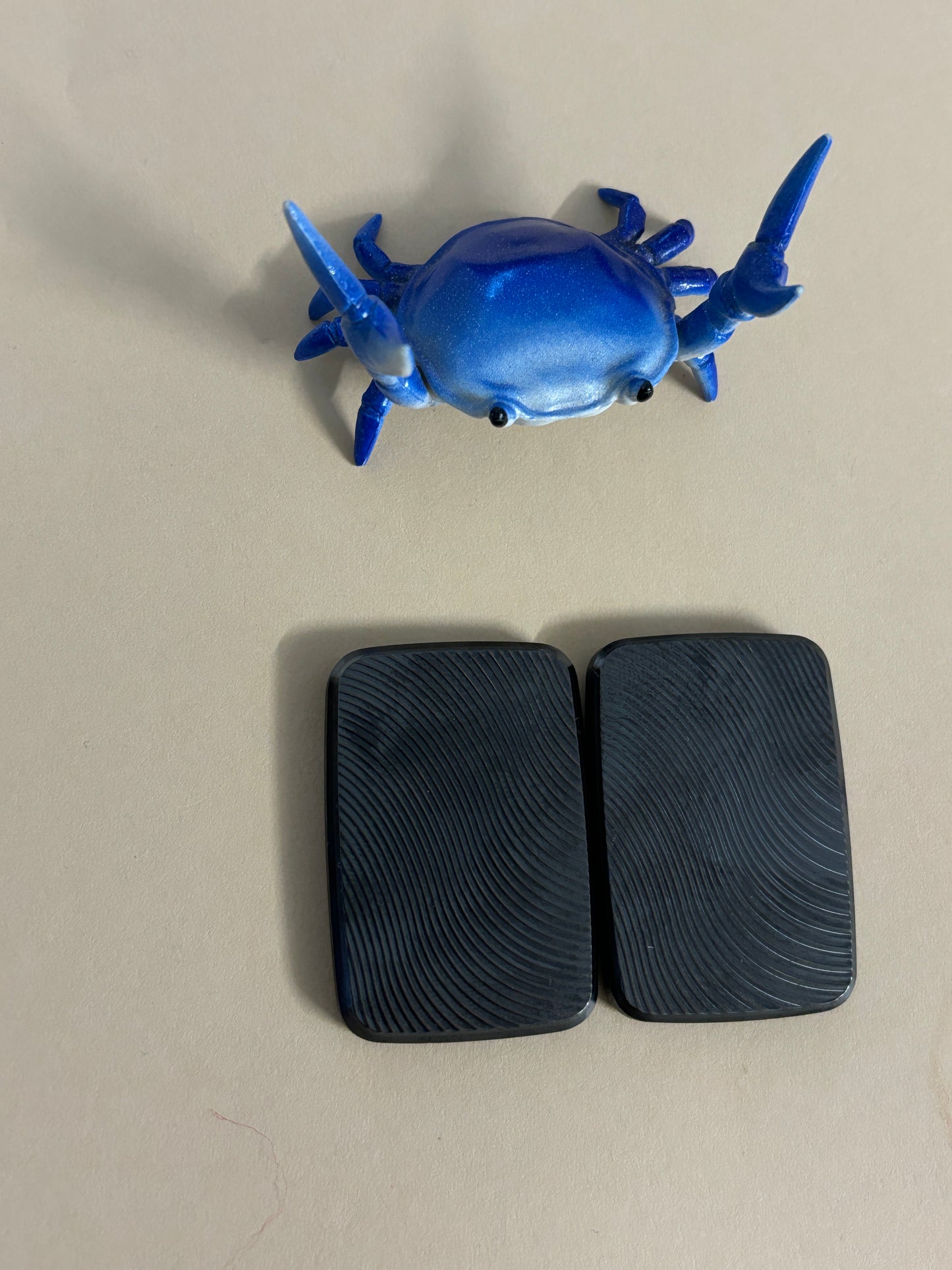 Compoform V3 - clover design - laser etched titanium slider