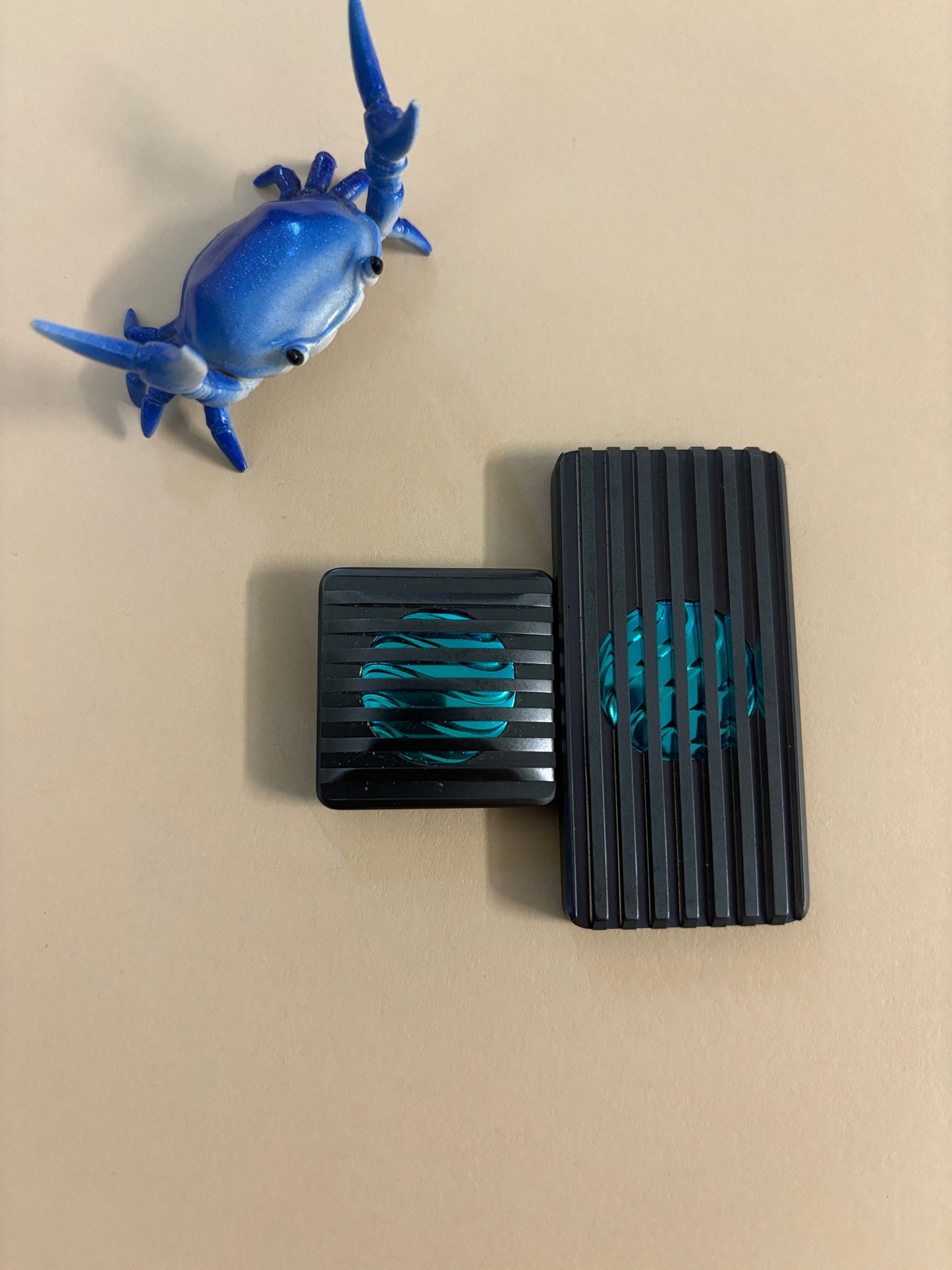 Compoform - tesseract - fidget toy