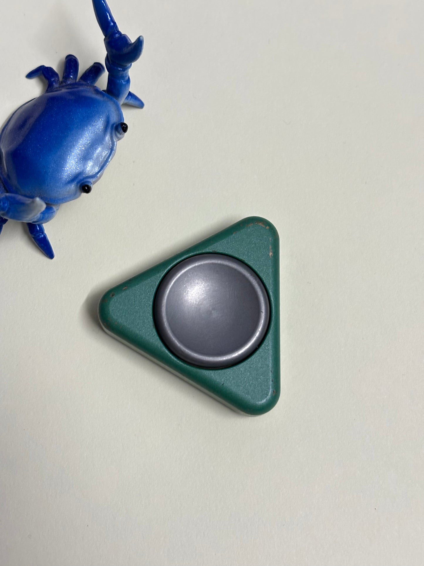 Twoedc - soft triangle - brass/ti - Fidget spinner