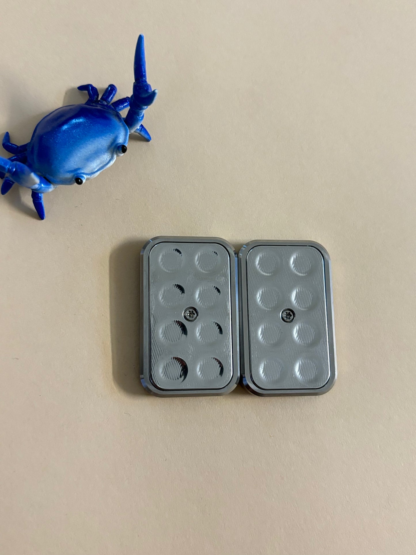 Magnus aero - slider ti with ss screw in plates - fidget toy