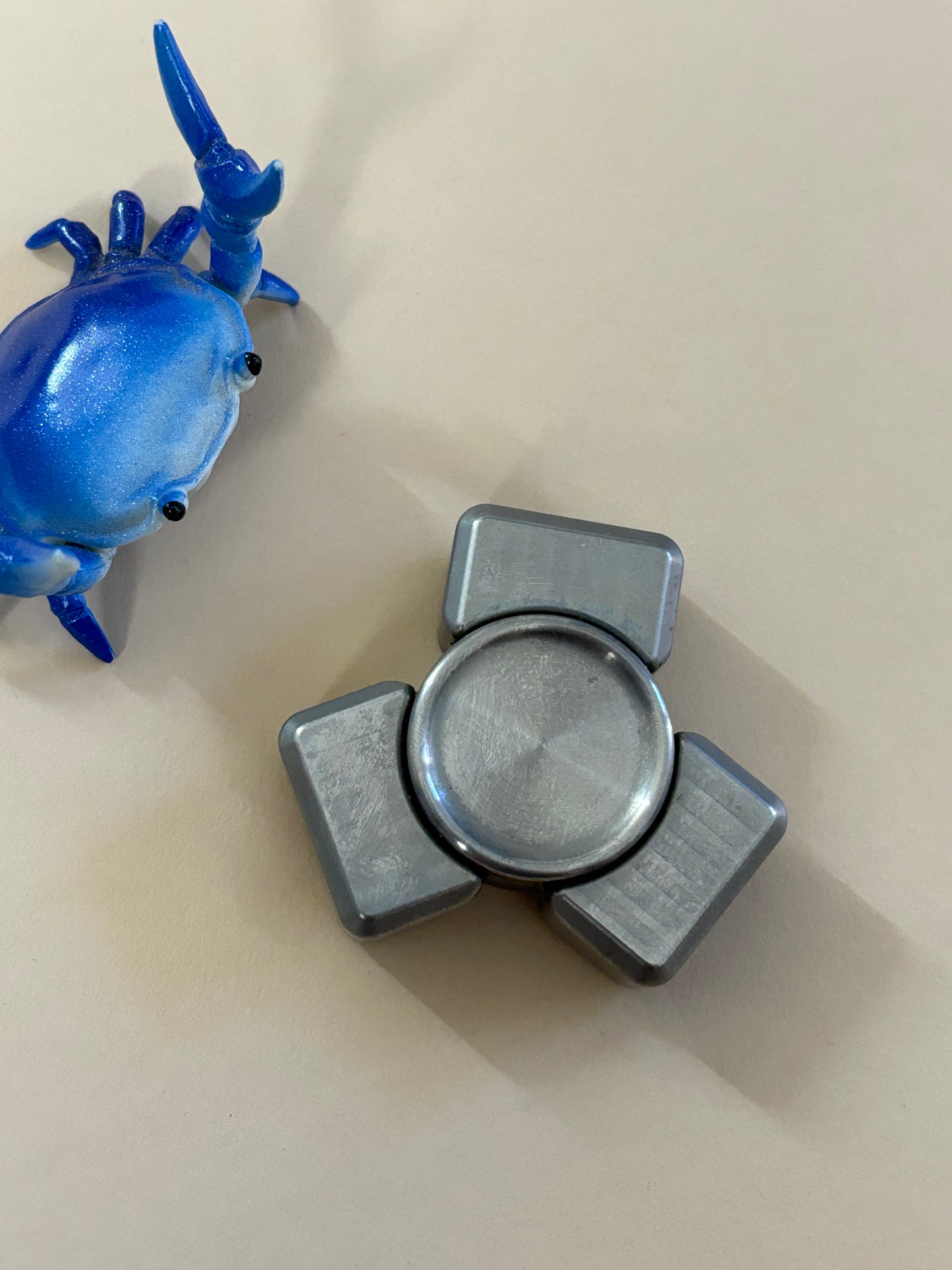KAP - tungsten tri collision mini w fidget spinner - fidget toy