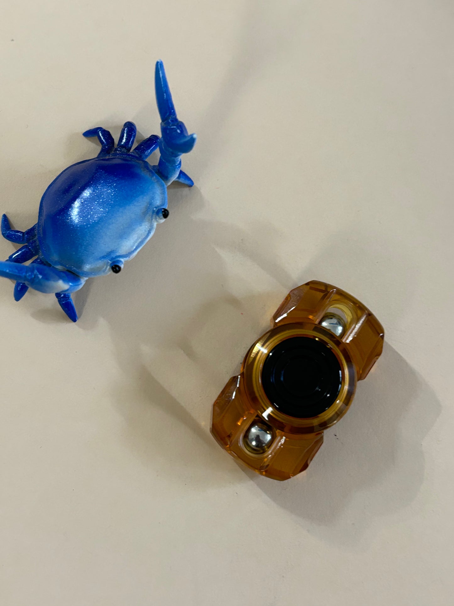 Wanwu mini robot spinner - pei / ultem - fidget toy