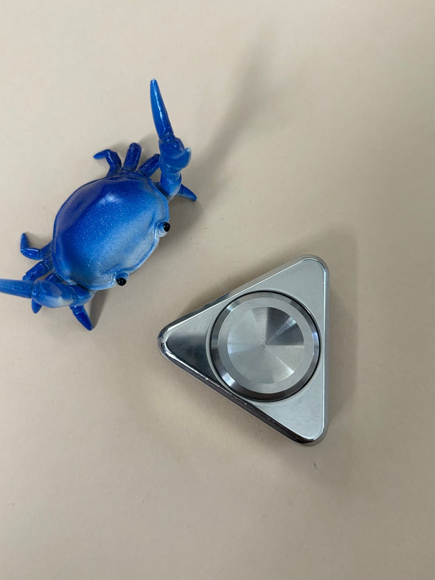 Twoedc - triangle - ss - Fidget spinner