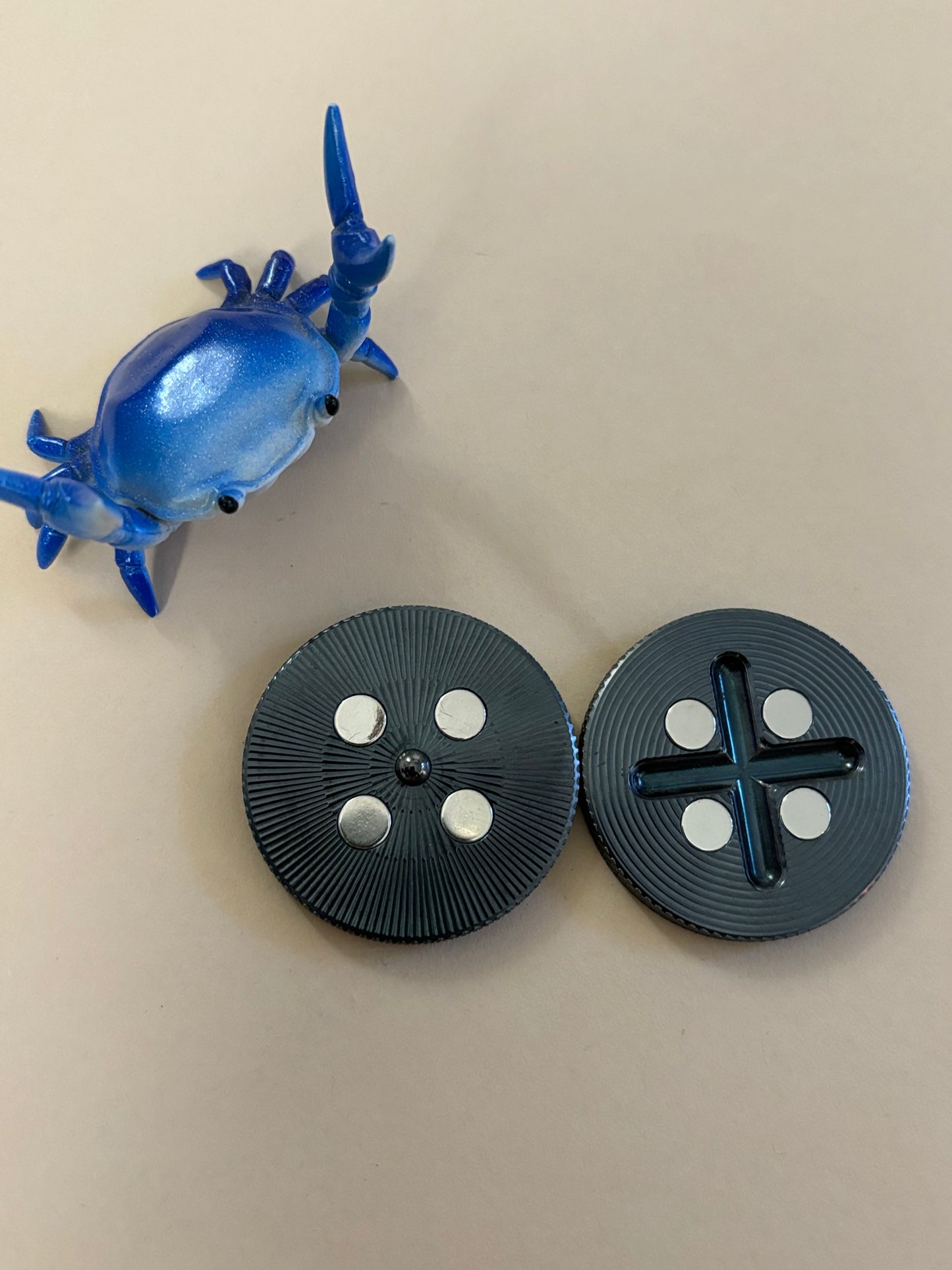 Compoform - astronaut - slider coin - fidget toy