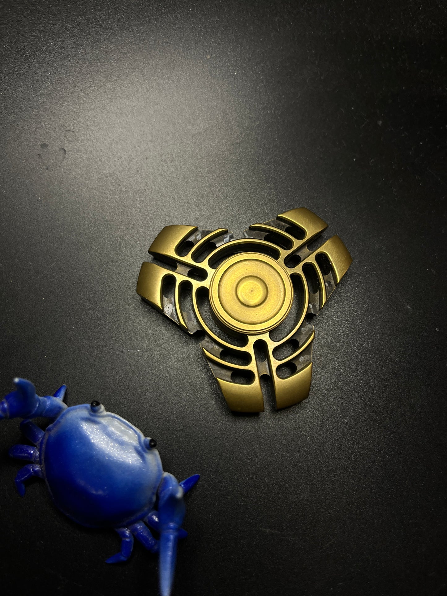 Poz Wild - brass - fidget spinner