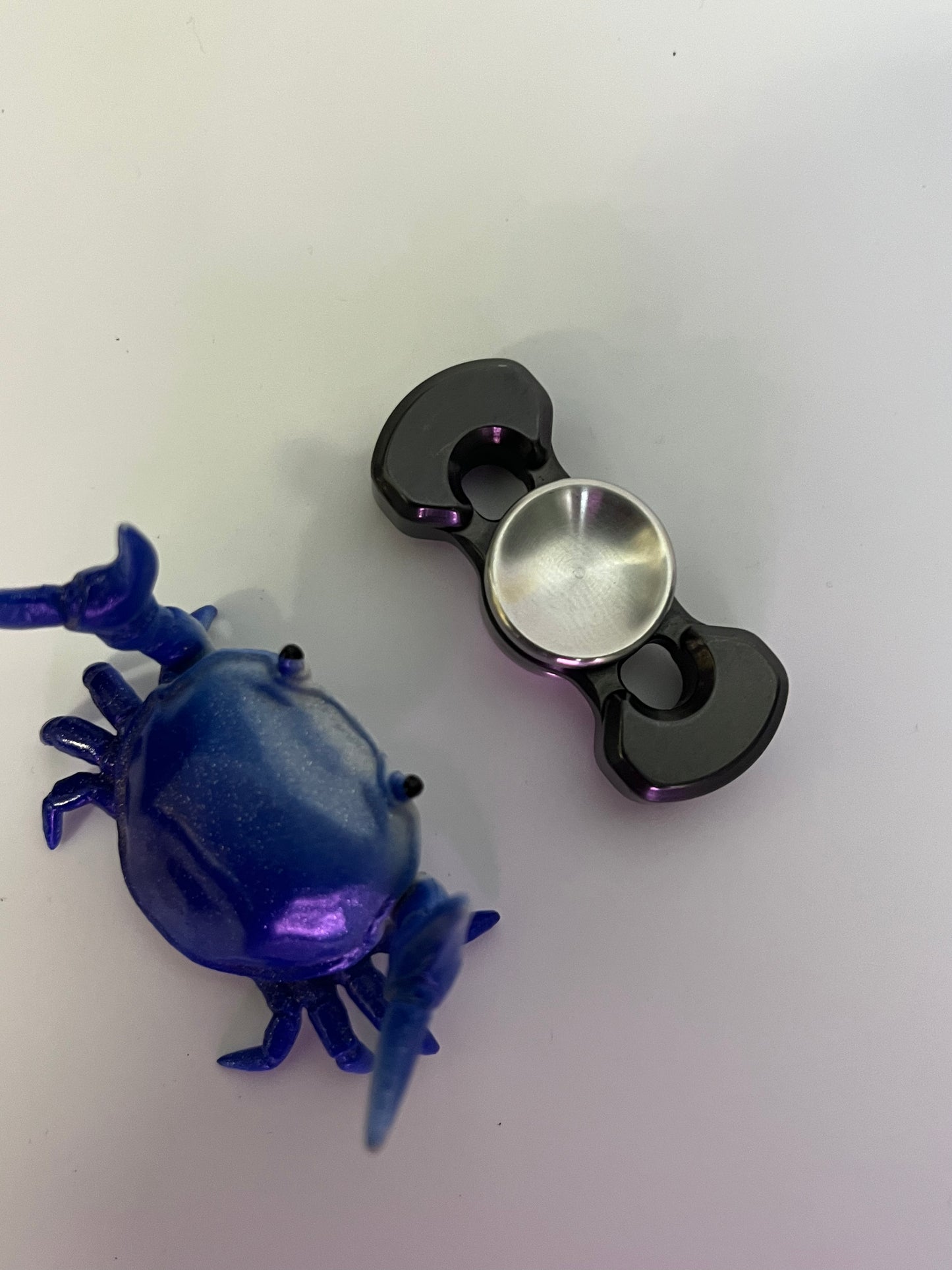 Grave raven - zirc / ss - fidget spinner - fidget toy