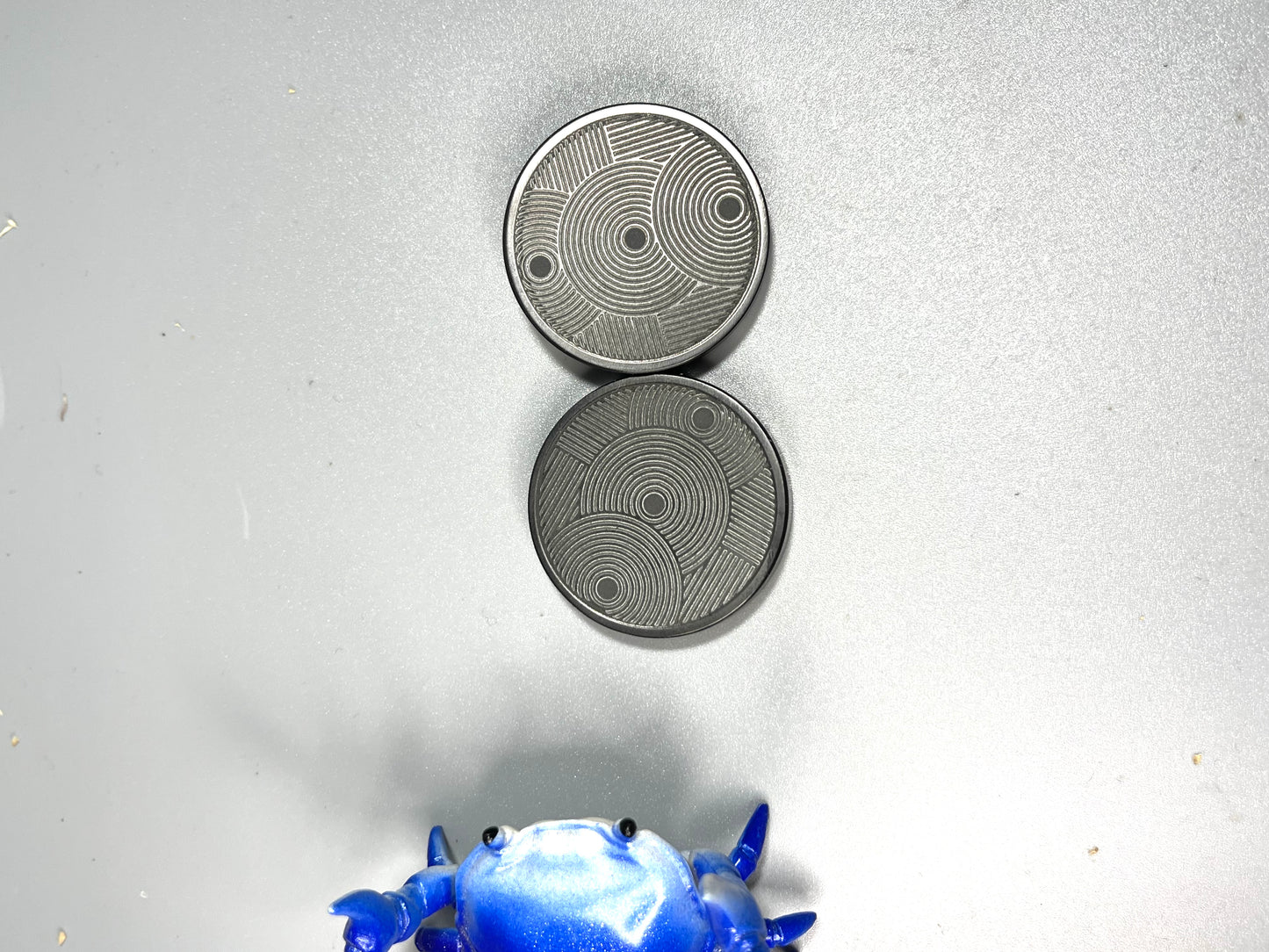 Fidget things - coinfig - zirc / brass plates / zen design