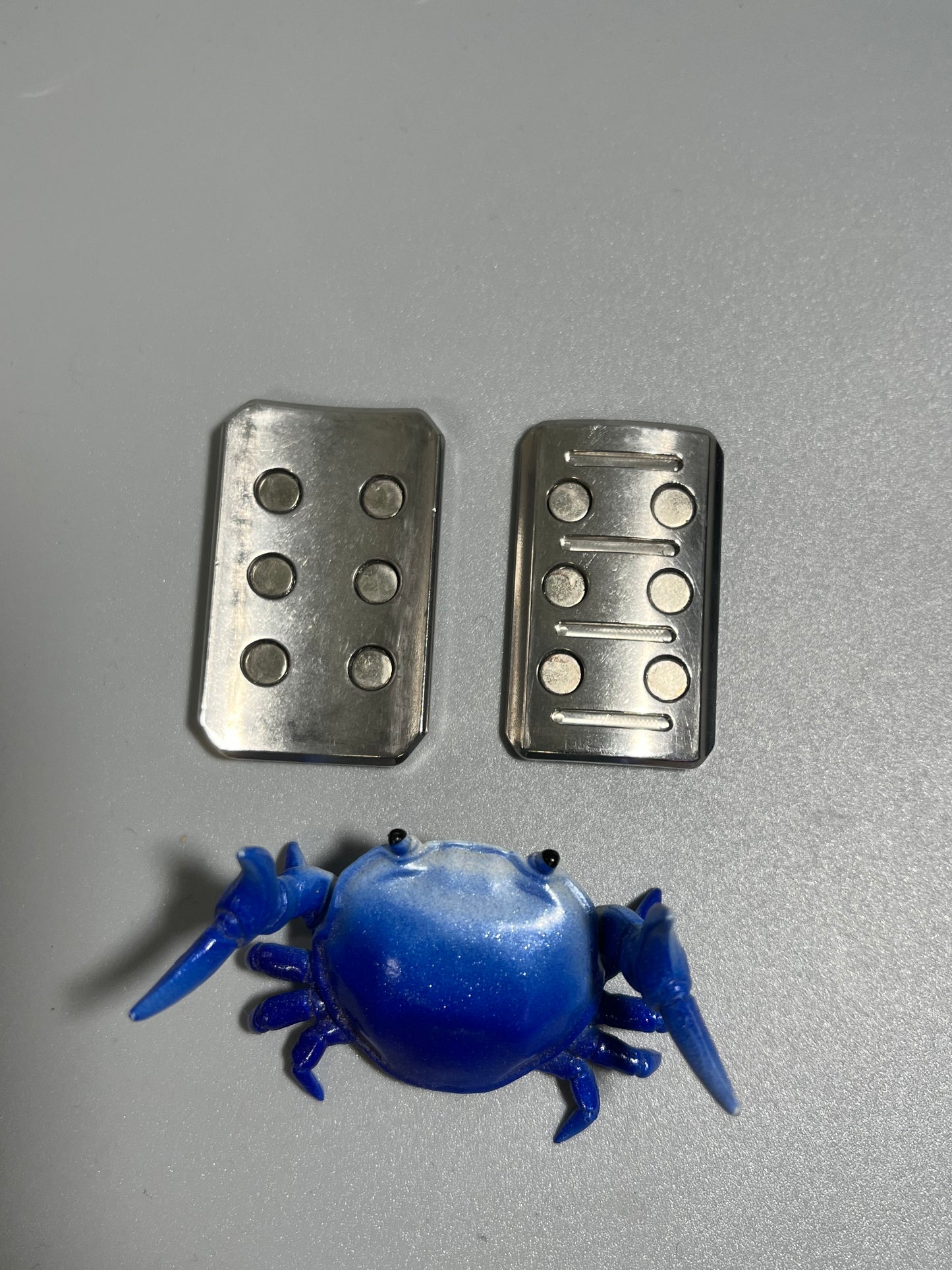 bulletproof shield - stainless steel - fidget slider - fidget toy