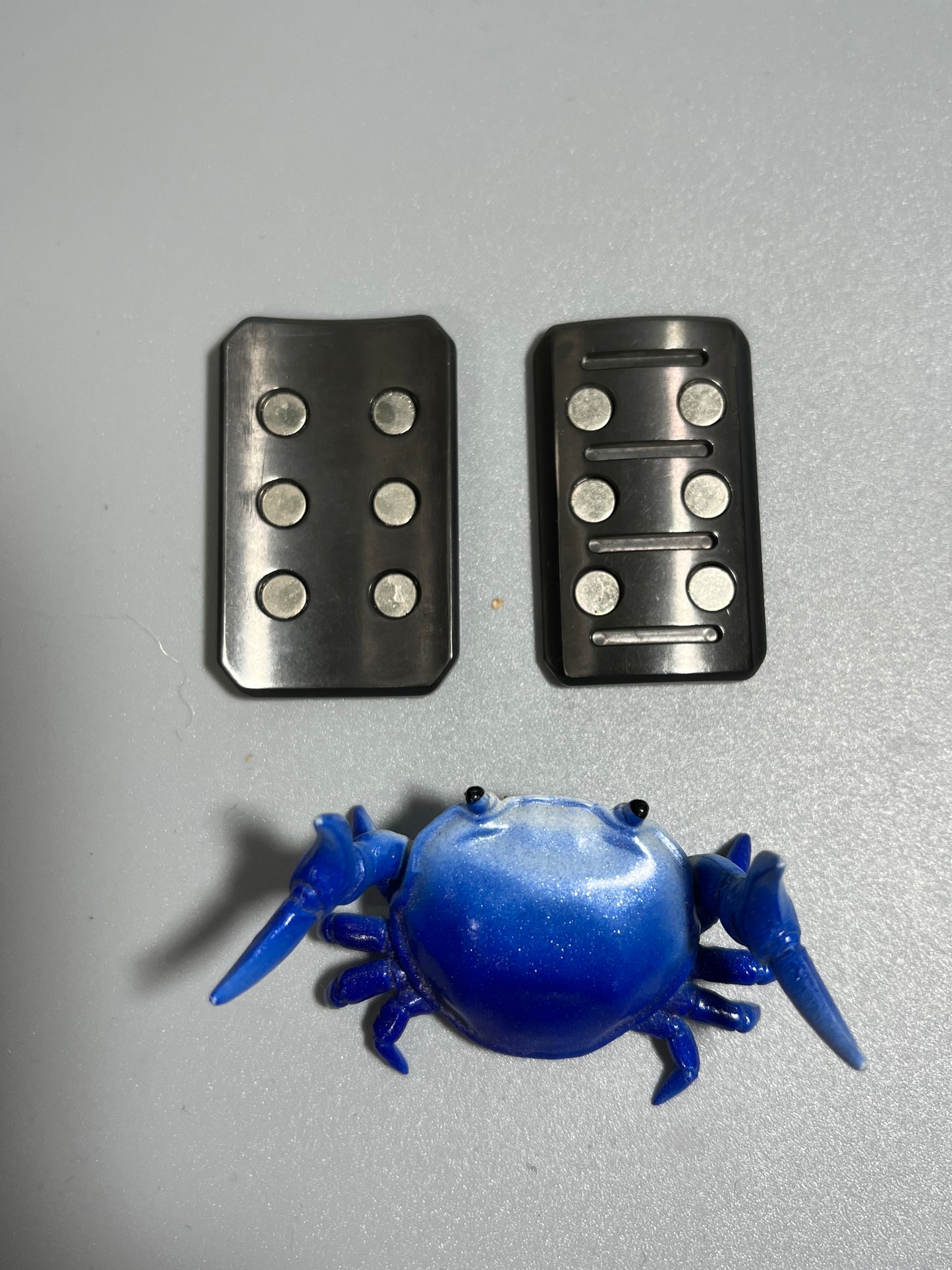 Zirconium bulletproof shield slider