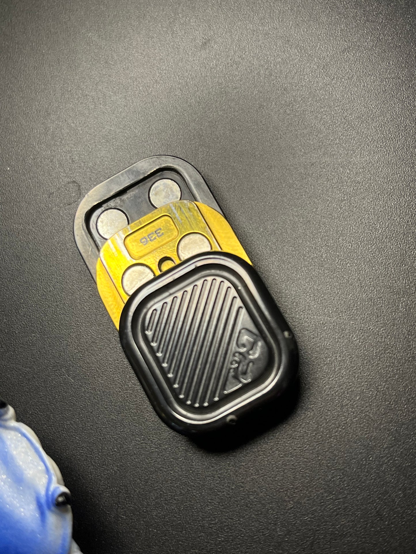 Mackie - CP3 nano - Zirc/ SS - fidget slider - fidget toy