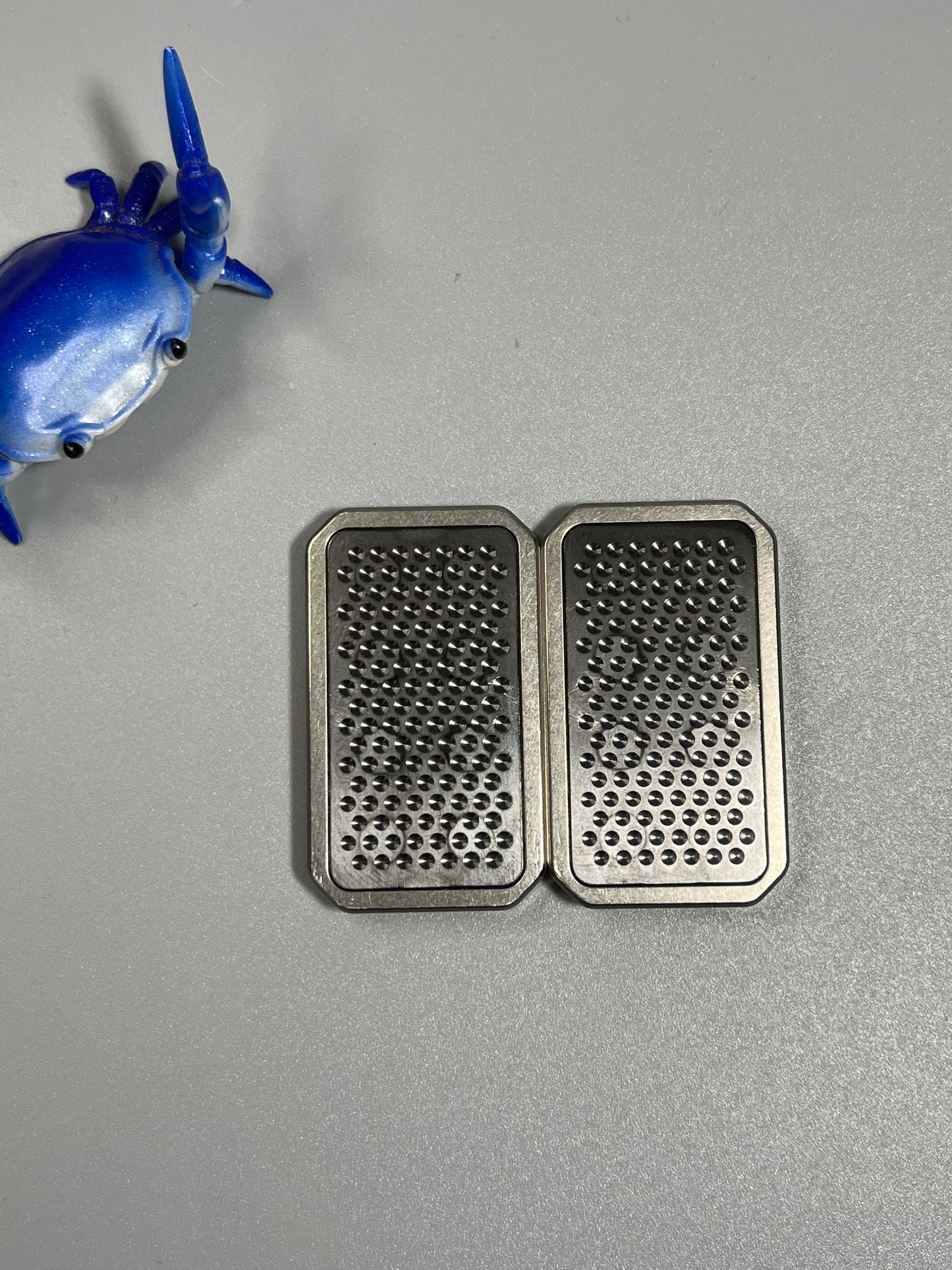 Magnus Titanium X slider with zirconium plates