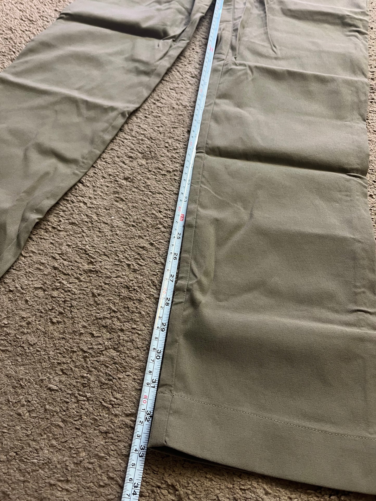 Outlier Futureworks - 33 x 32.5 - khaki