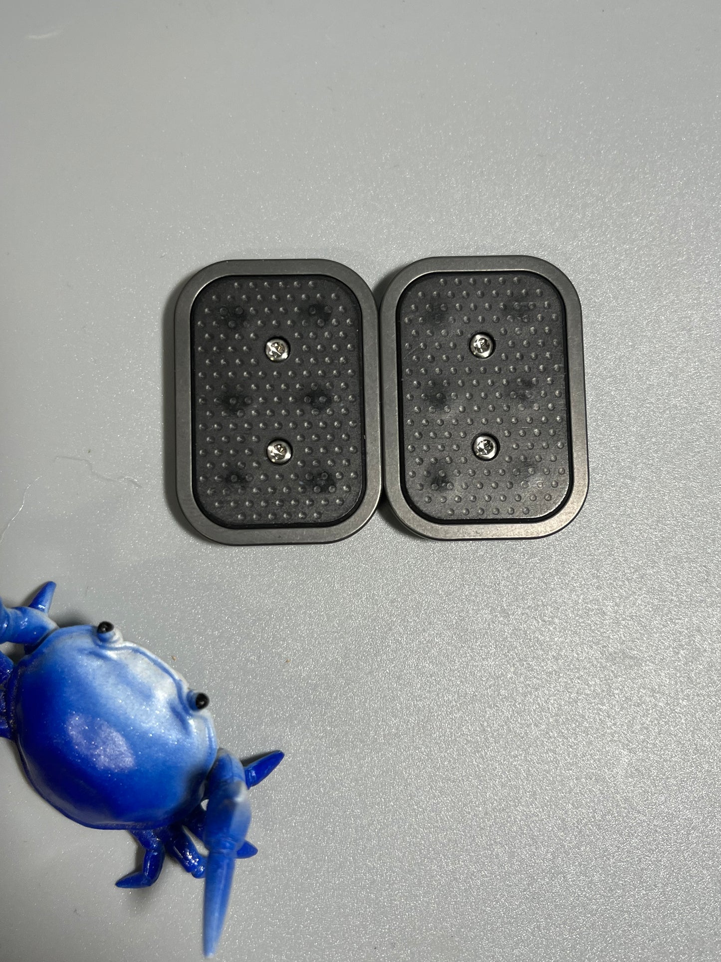 Magnus grid slider - full zirc - screw plates